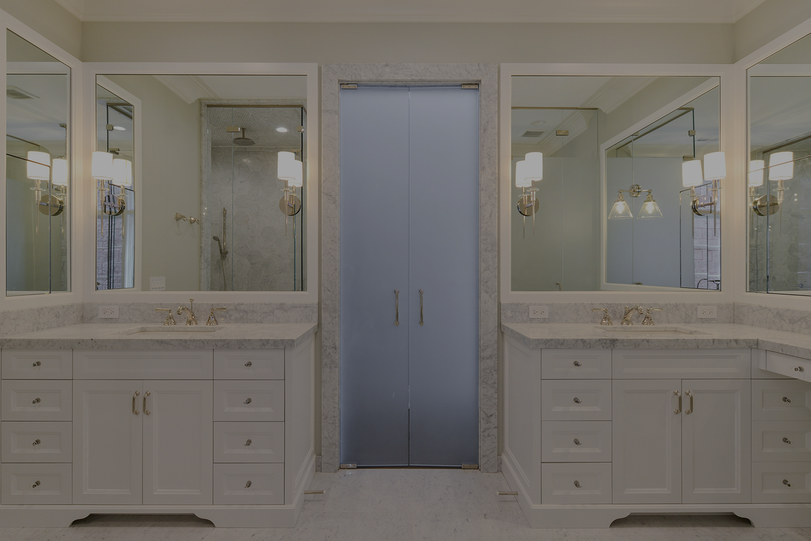 15_1849NDayton_13001_MasterBathroom_HiRes_dk.png
