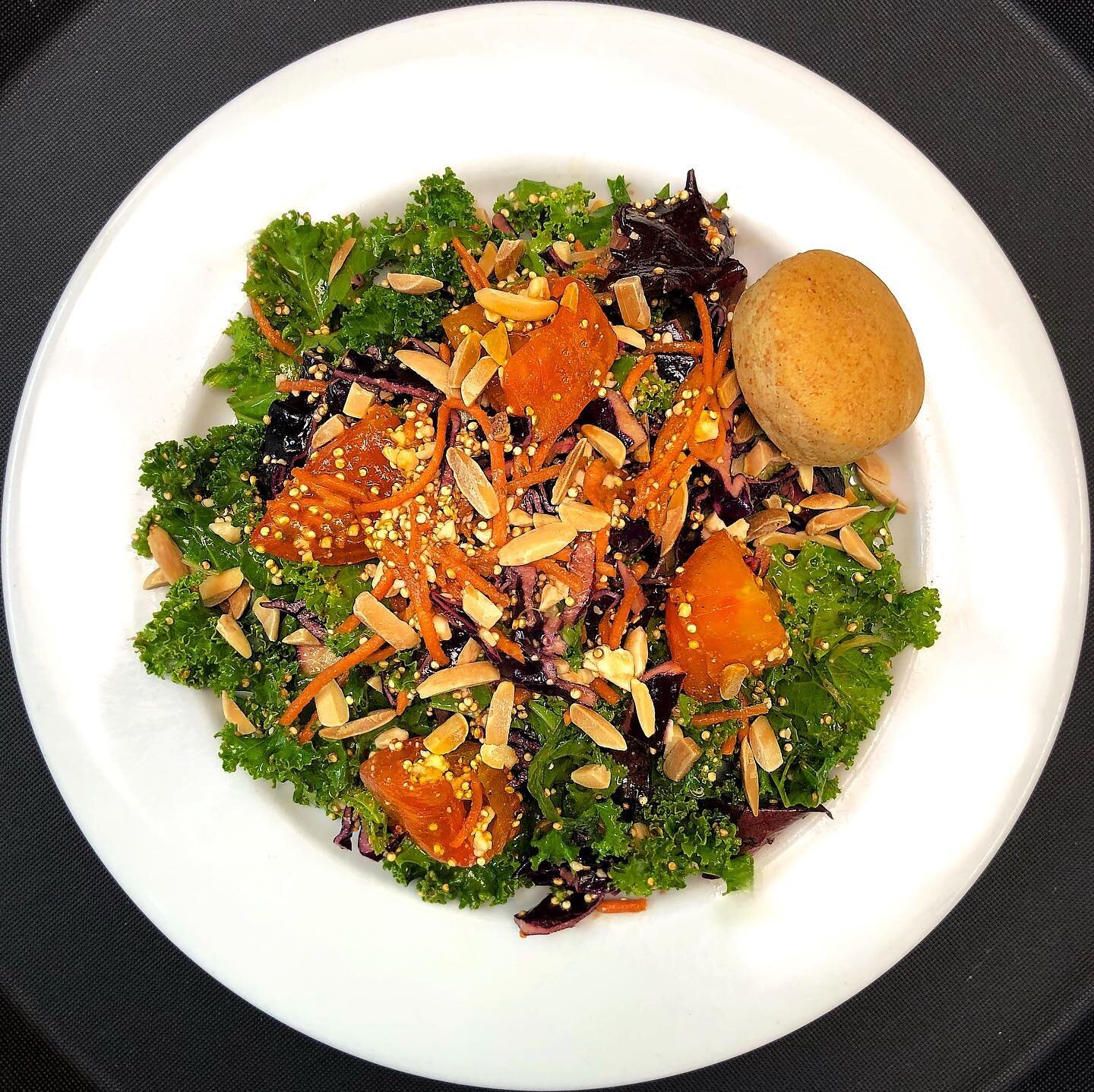 Spring is here and so is Baladi&rsquo;s Spring Salad.  Fresh kale, sweet grape tomatoes, crumbled feta, red cabbage, slivered almonds, shredded carrots and roasted quinoa tossed in a honey vinaigrette.  YUM.  A must have.
#baladimediterraneancafe #ba