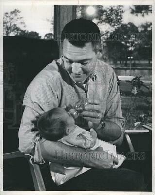 1967-Press-Photo-Clifton-C-Williams-astronaut-and.jpg