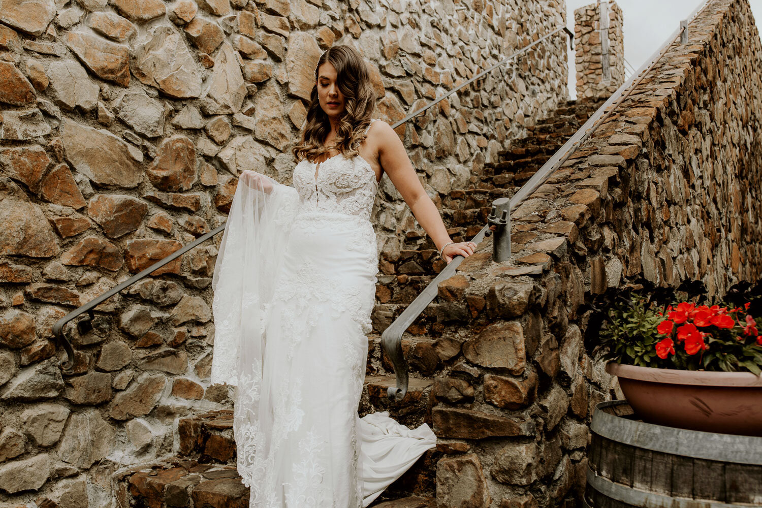 2019_11_Bethany and Bryce Oregon Wedding--18.jpg