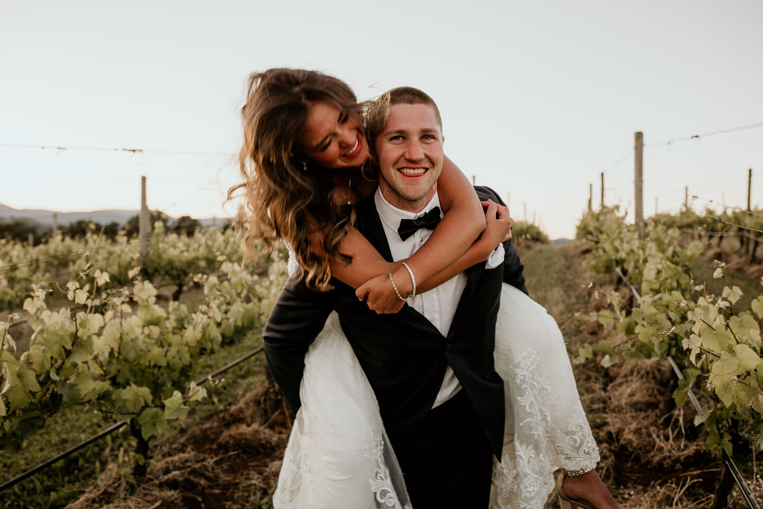 2019_11_Bethany and Bryce Oregon Wedding-2181.jpg