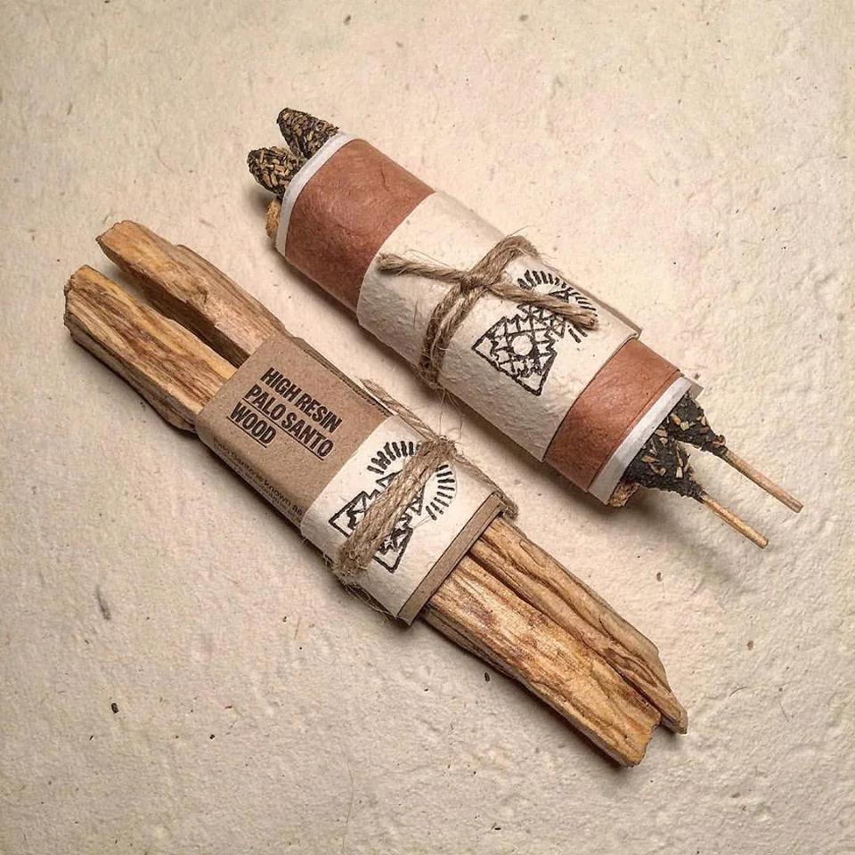 Bundles of palo santo sticks and incense sticks | PC: In Causa