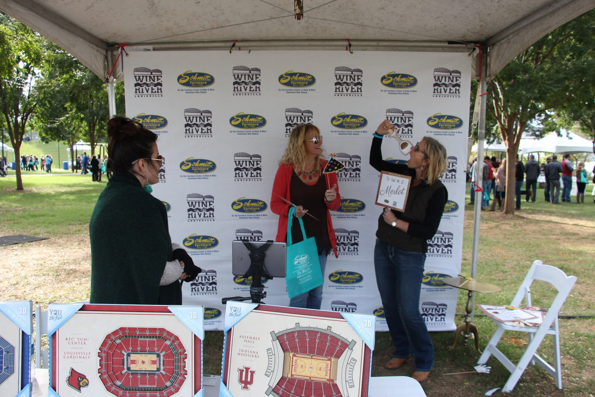 Schmitt Photobooth 2.jpg