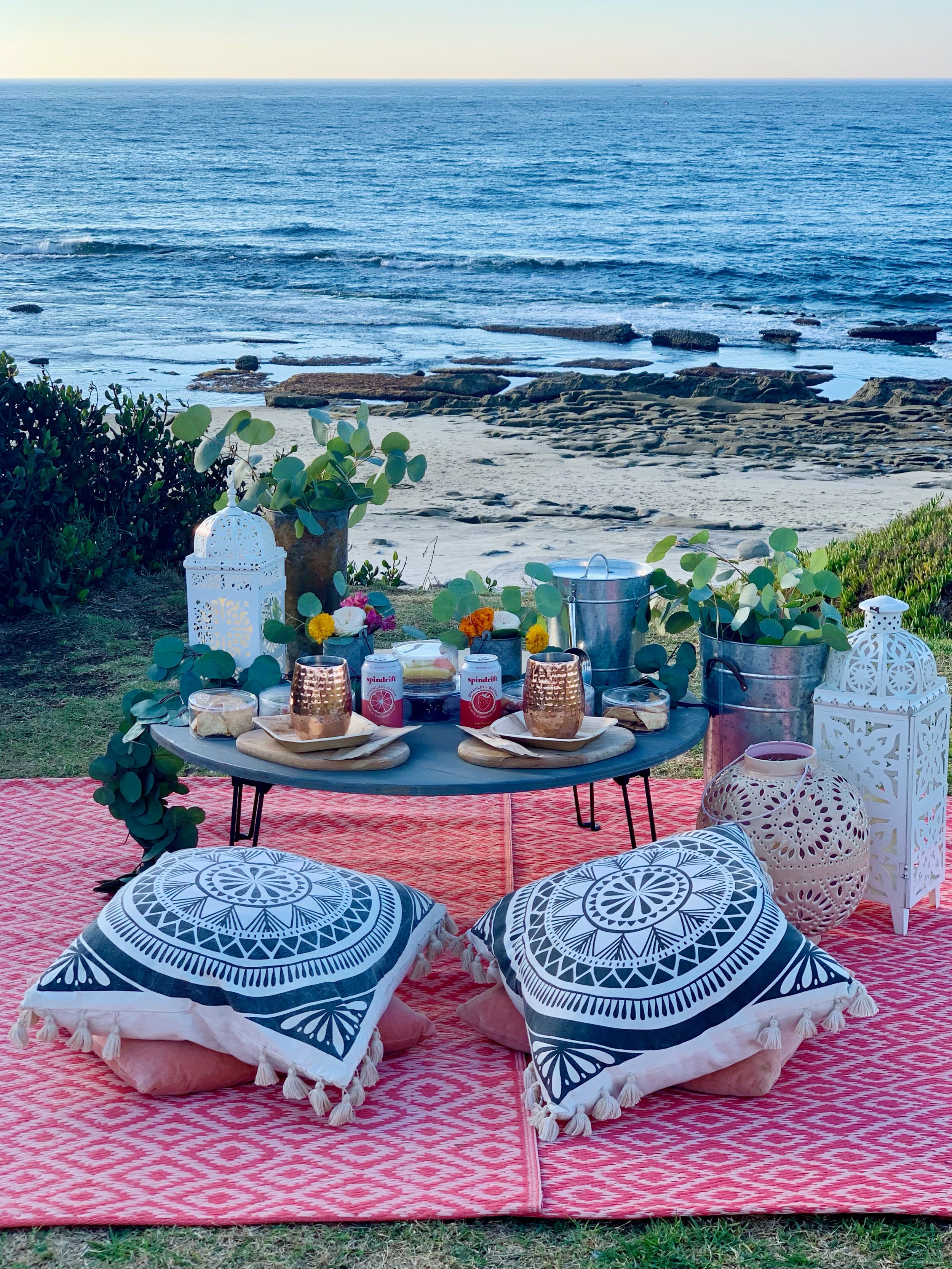 PICNICS — Pop Up Picnic Co.