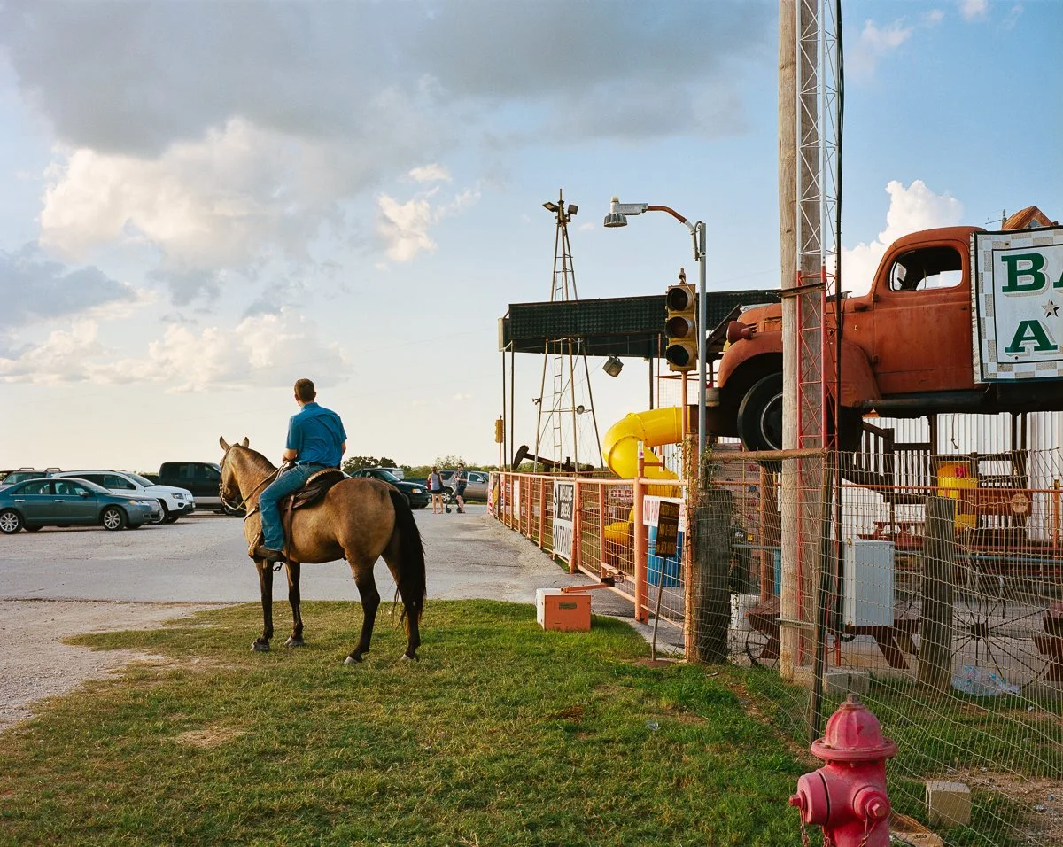 TXPride_HorsebackParkingLot.jpg