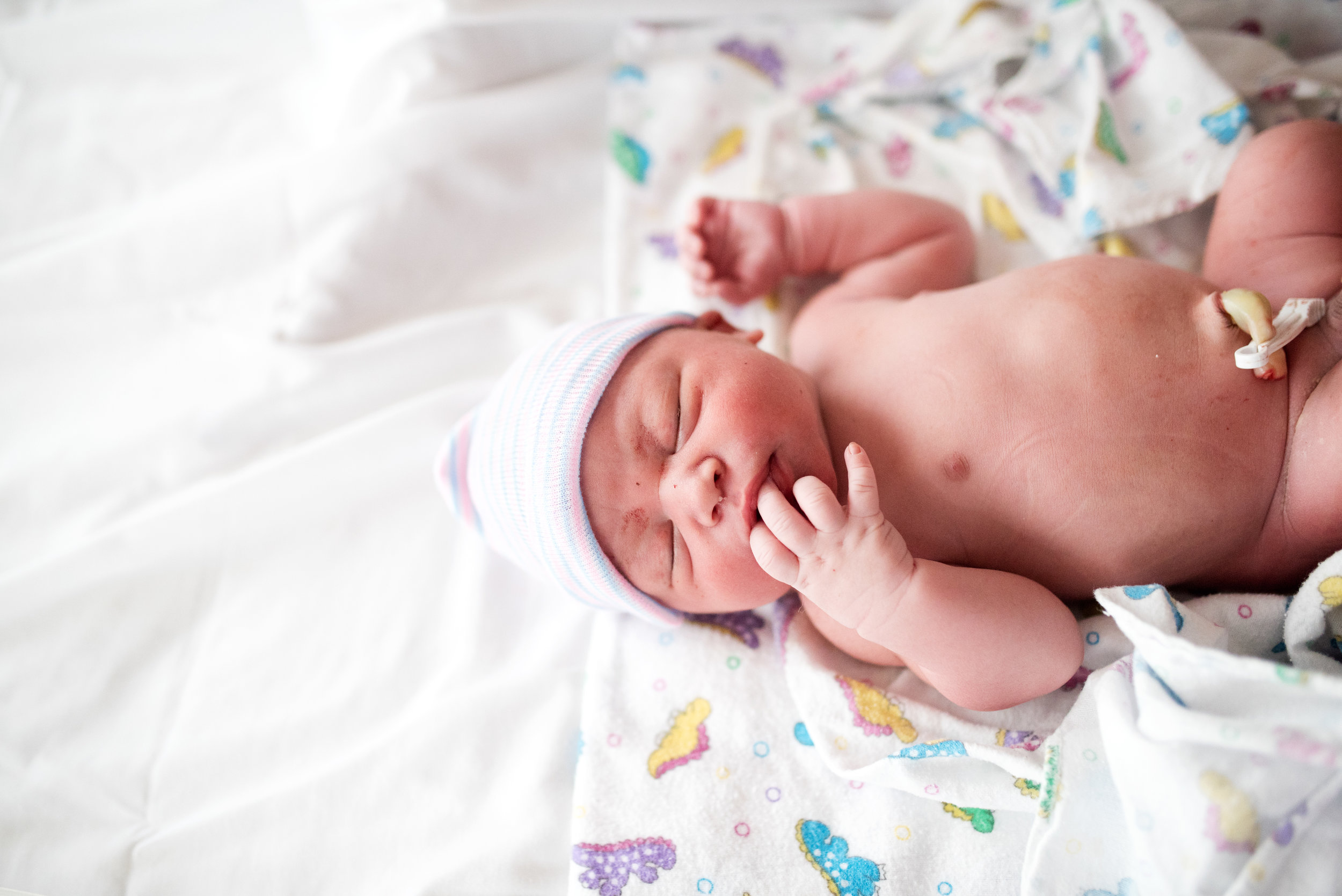 newborn-cord-clamp