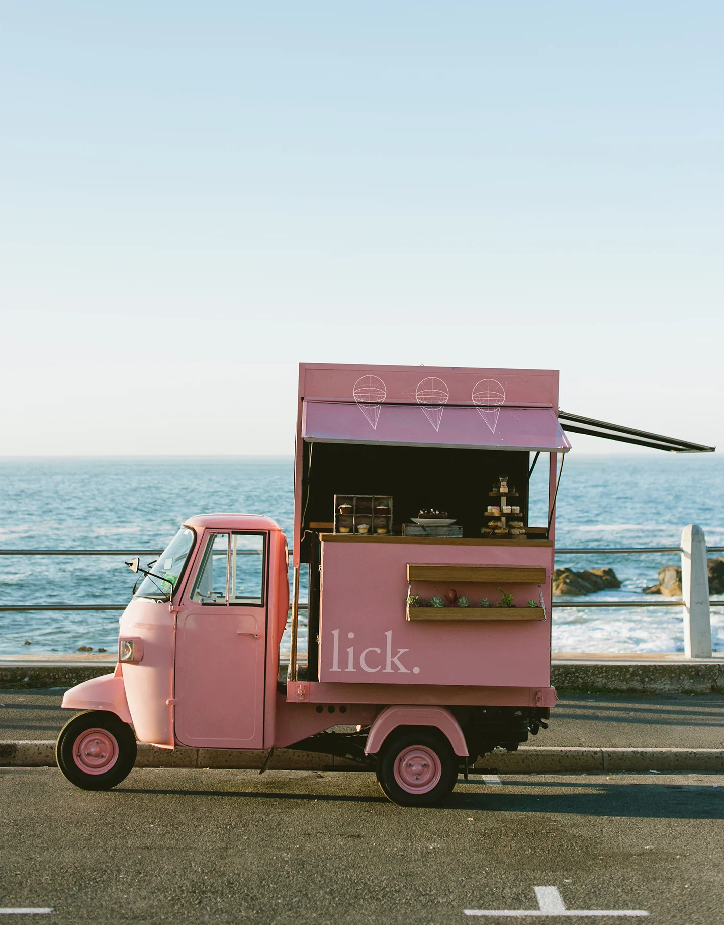 edition-design-co_lick_truck_01.jpg