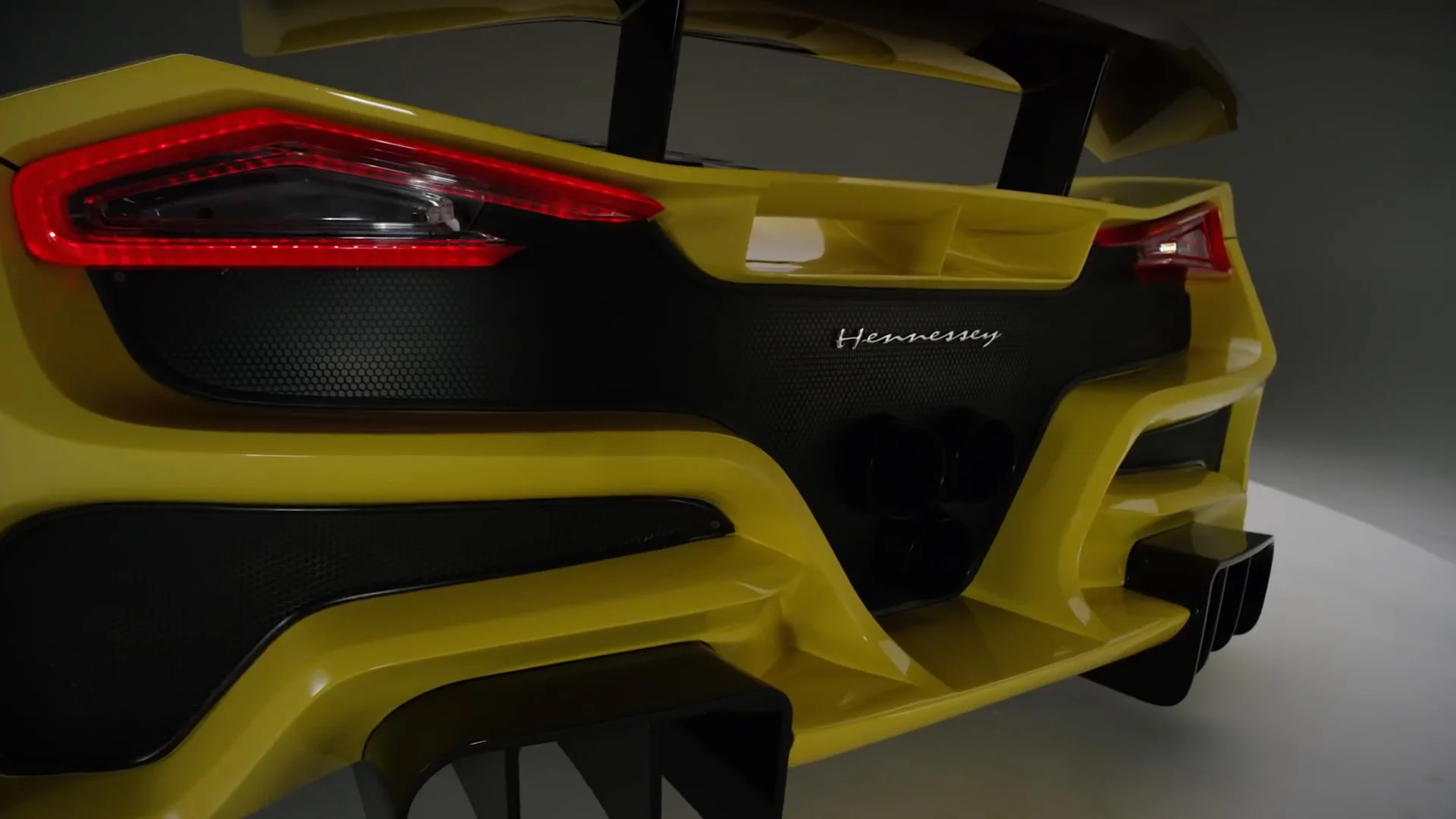 rear0.jpg