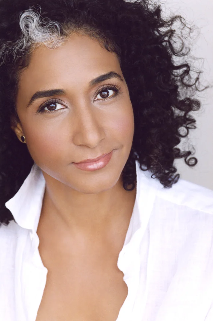 Bellina Logan 2. copy 2.JPG