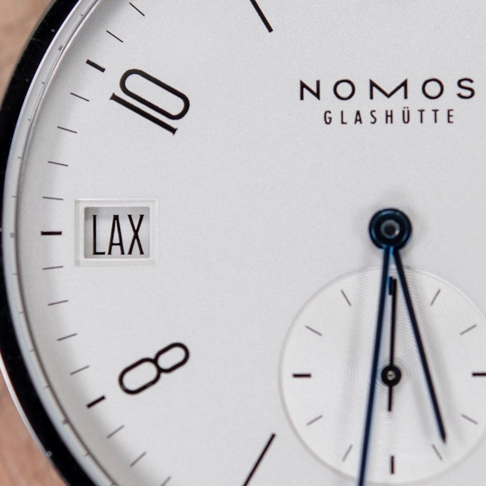 nomos-tangomat-gmt-77.JPG