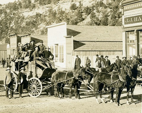 A stagecoach like the ones George Brit Lyttle used to rob.