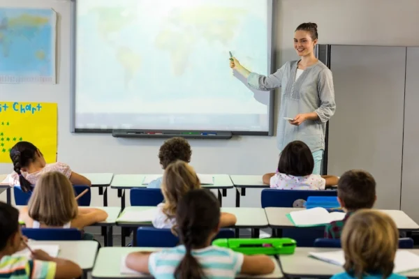 advanced-classroom-technologies_interactive-projectors.jpg