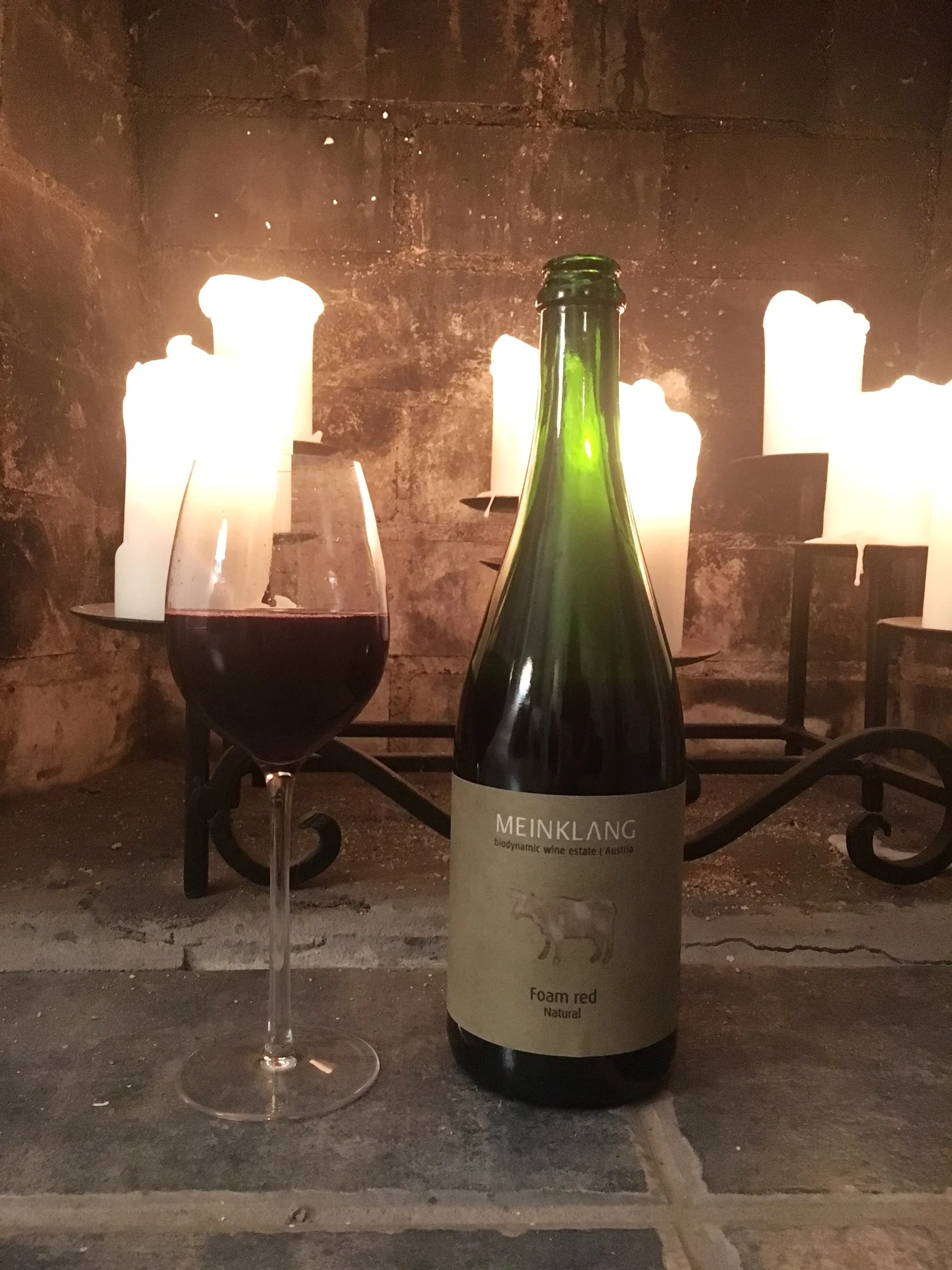 Meinklang Foam Red and The Julie Ruin's Hit Reset