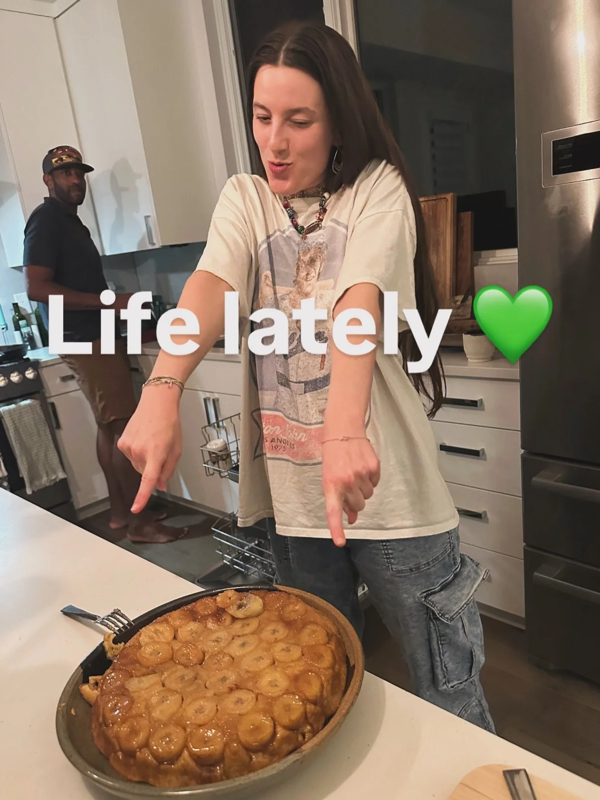 Summer has been baking, creeks, loving tf out of my work, chonky boi obsession, visits to the south (headed to Atlanta this week!), outfits, soul food, friends, family, practice n prayer, shenanigans, photoshoots, body werk, lurve 💚

Nashville rooft
