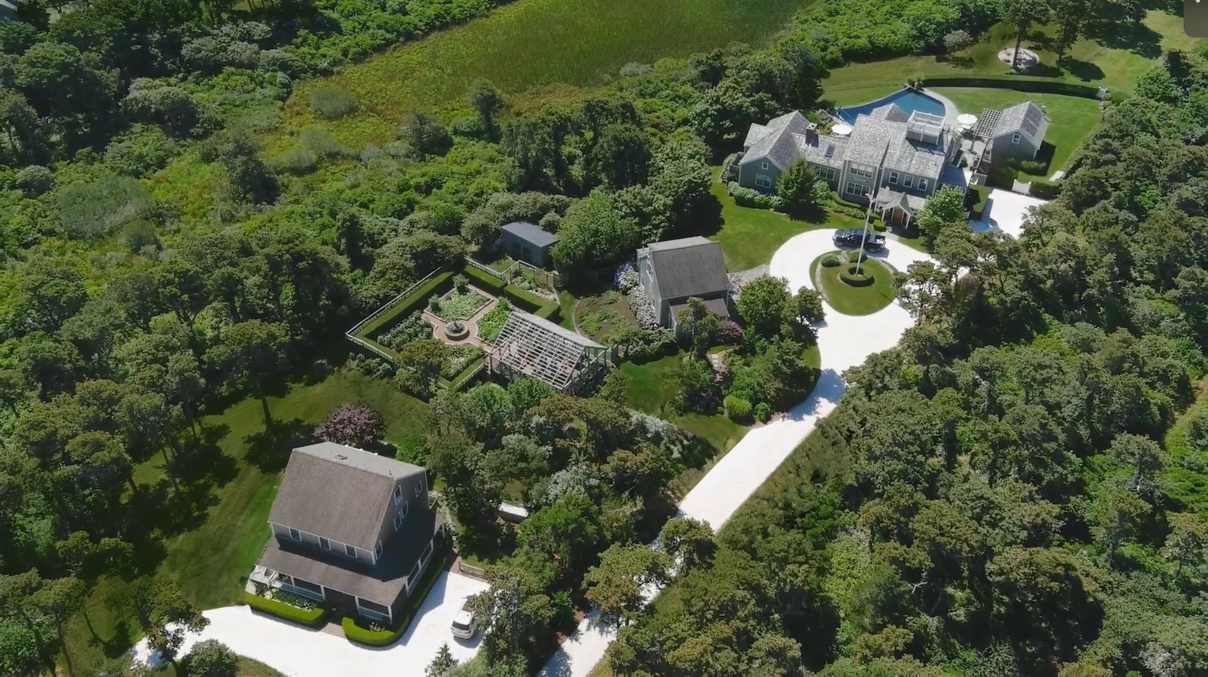 1Poch front page option 2 (2).JPEG