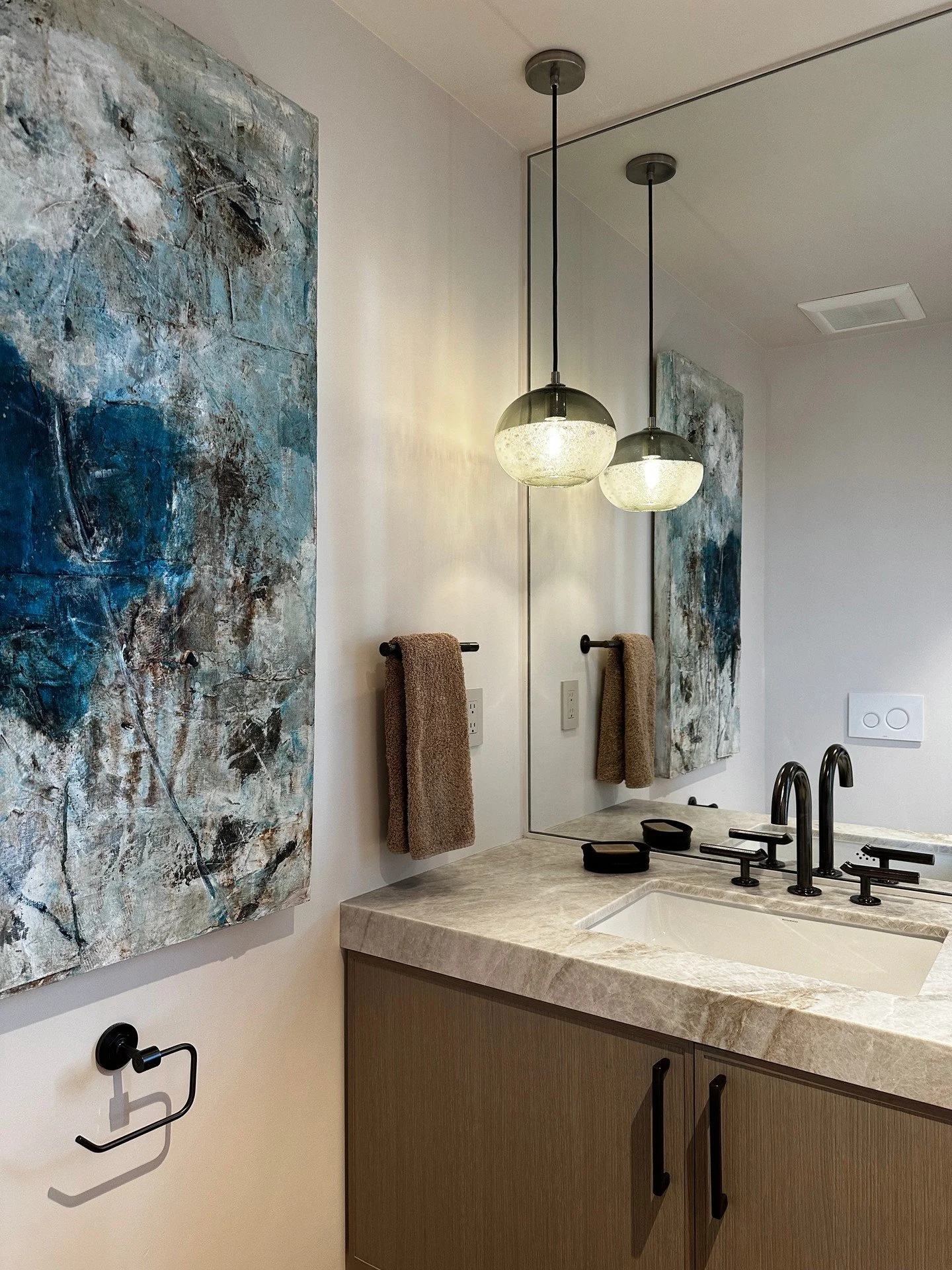 Stone + Canvas

Architect - Samuel Pitnick
Contractor @mcnickleconstruction
Photographer @rickpharaohphoto

XO V