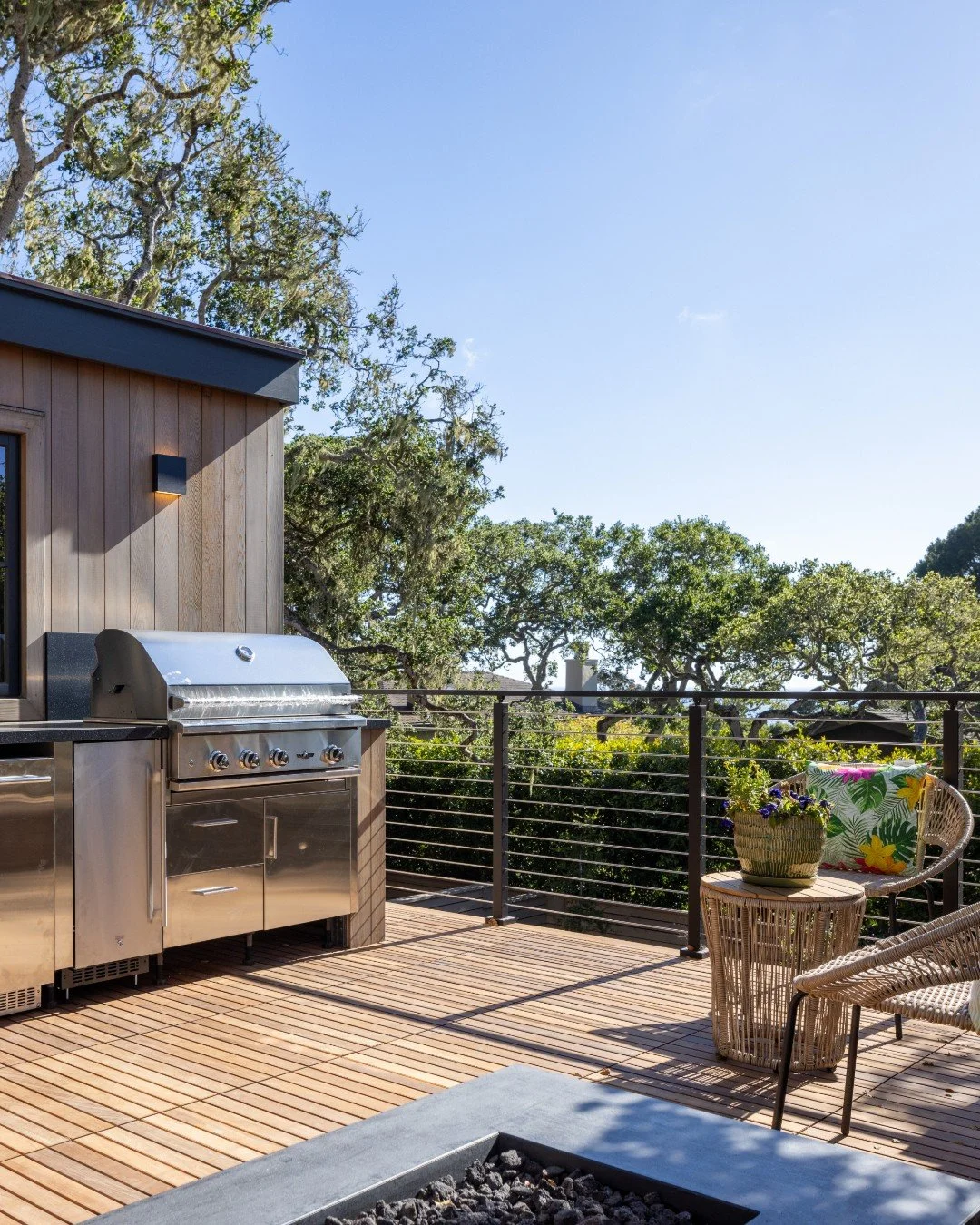 Open-Air Ease

Architect @thomasbhood
Photographer @shermanchuphotographer
Contractor @wayfinderdevelopment

XO V