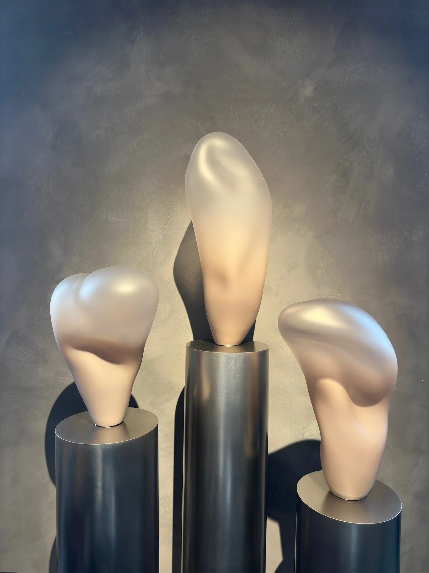 Modern Muse 

@johnpompstudios

XO V