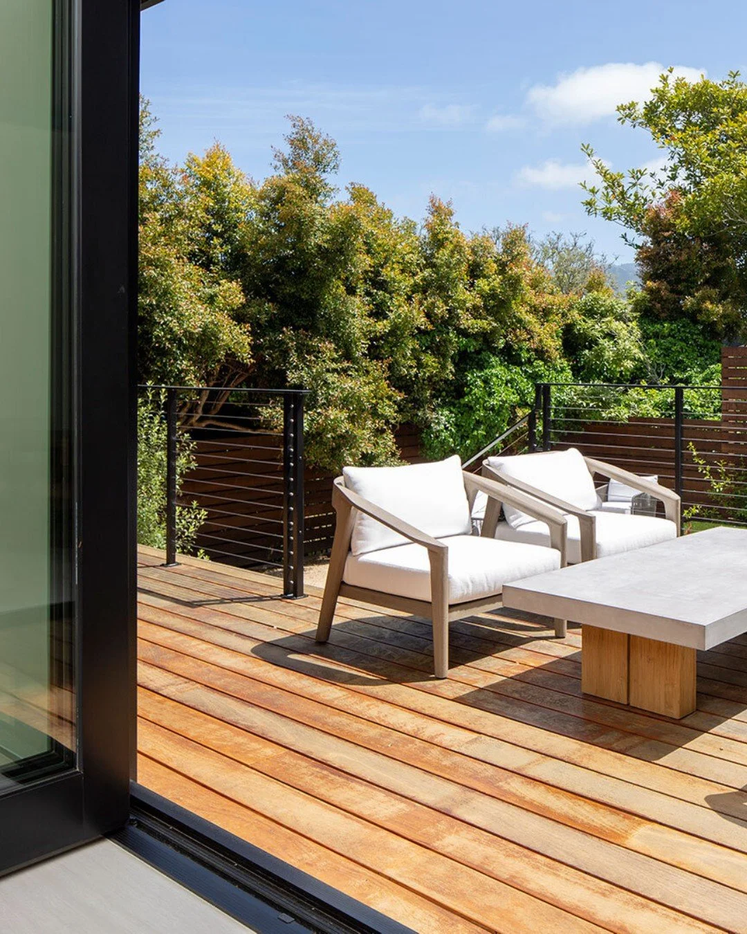 Sunlit Living Wins

Architect @kristl.konstruction

XO V