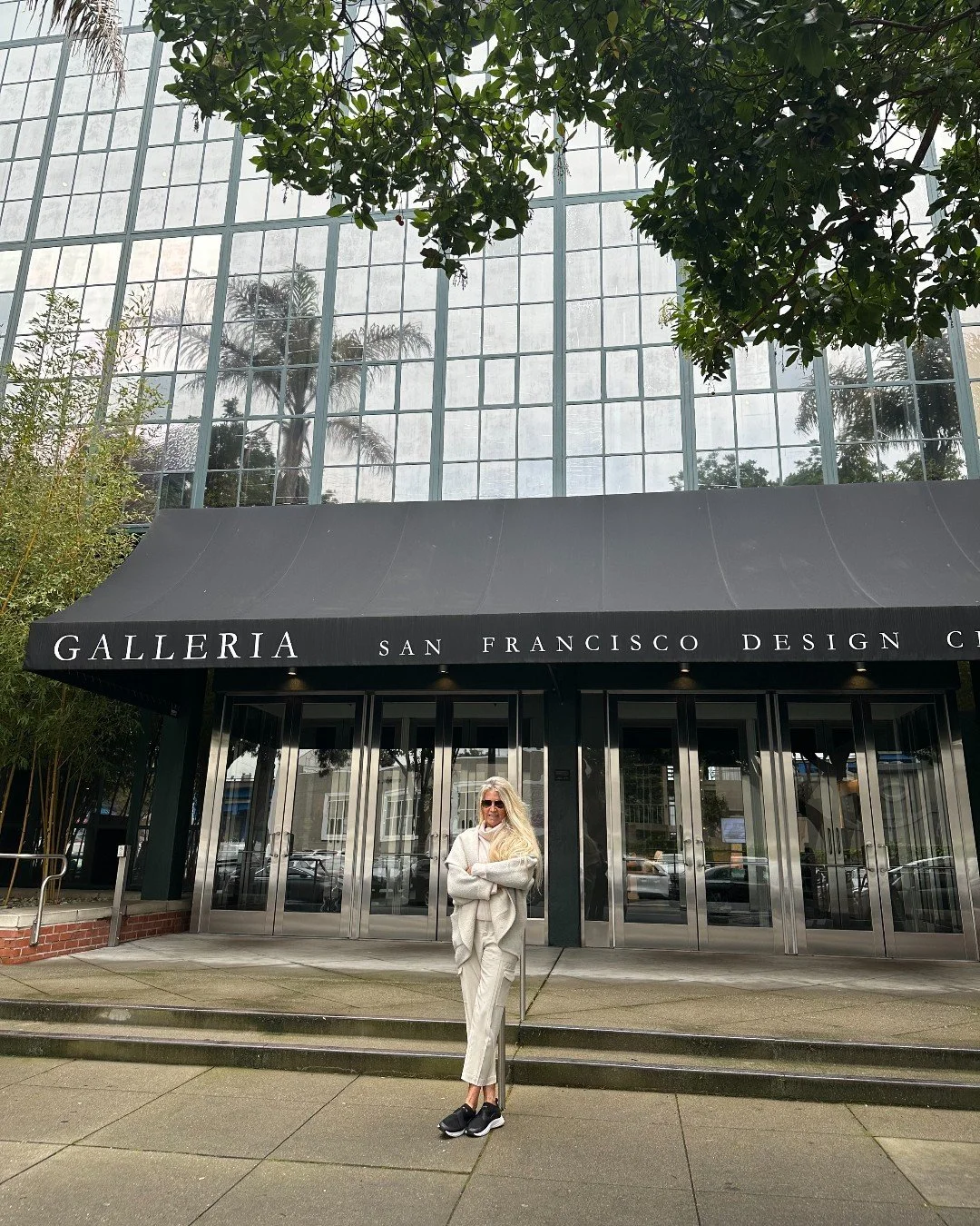 Source. Shop. Scheme. Repeat. 

@sfdesigncenter

XO V