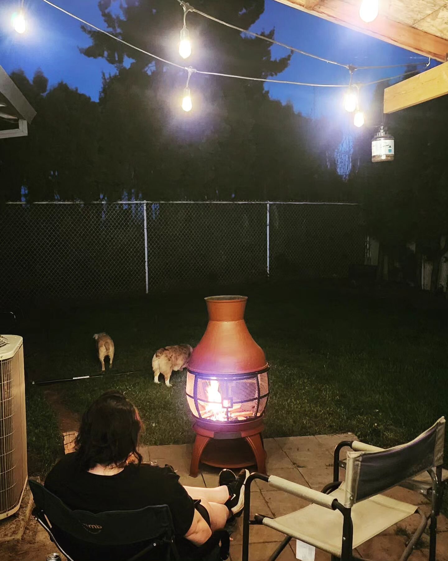 Fucked around and got a fire pit! Looking forward to evenings on the new patio. 
.
#checkoutmyfirepit #chillaxing #patiotime