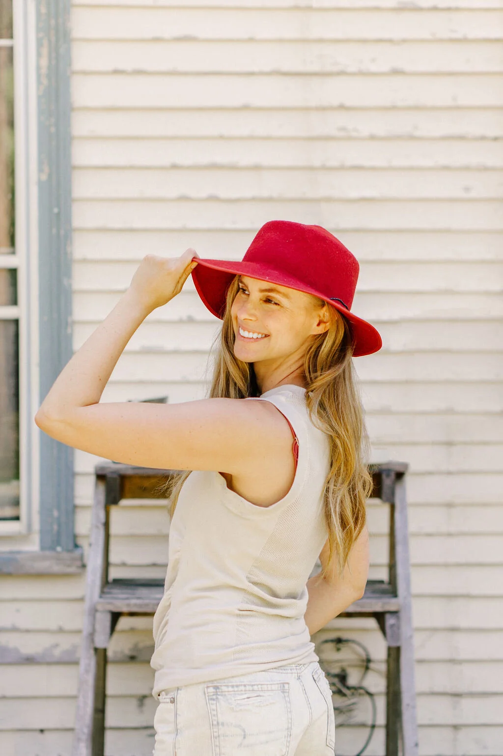 01CarmenSandiegoHat05PSD (1).jpg