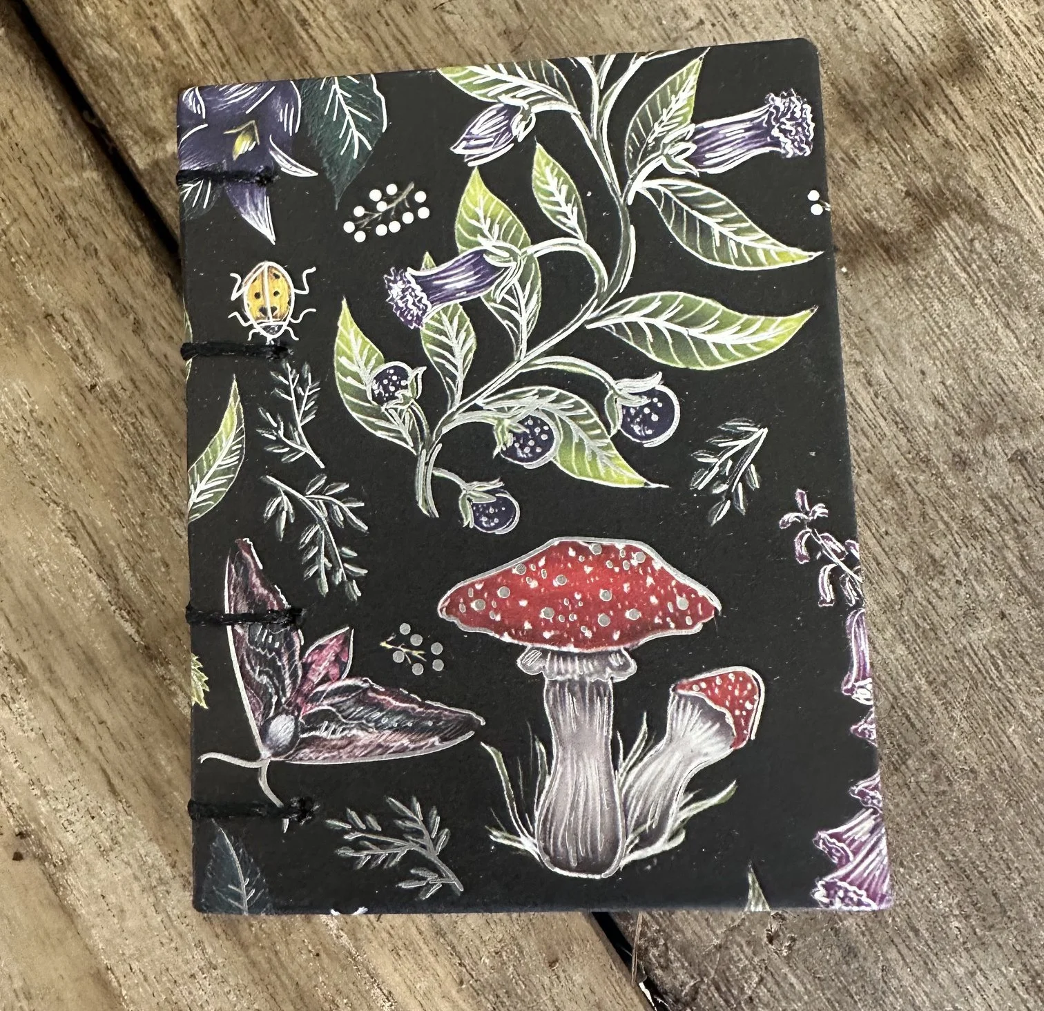 Decorative Bound Minatare Book