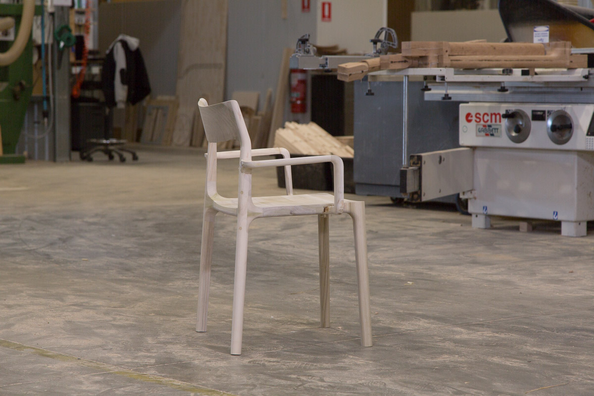 Molloy Chair with arms by Adam Goodrum