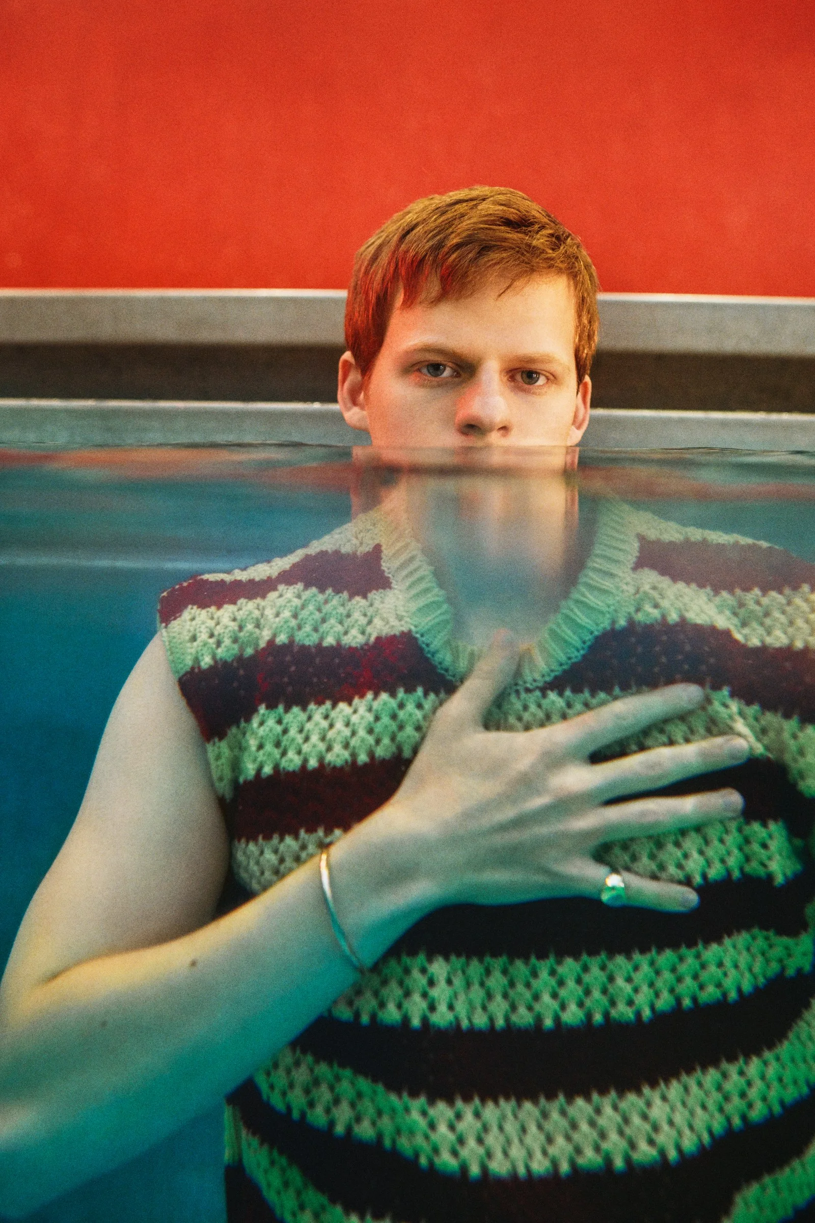 lucas-hedges-gq-march-2019-07.jpg