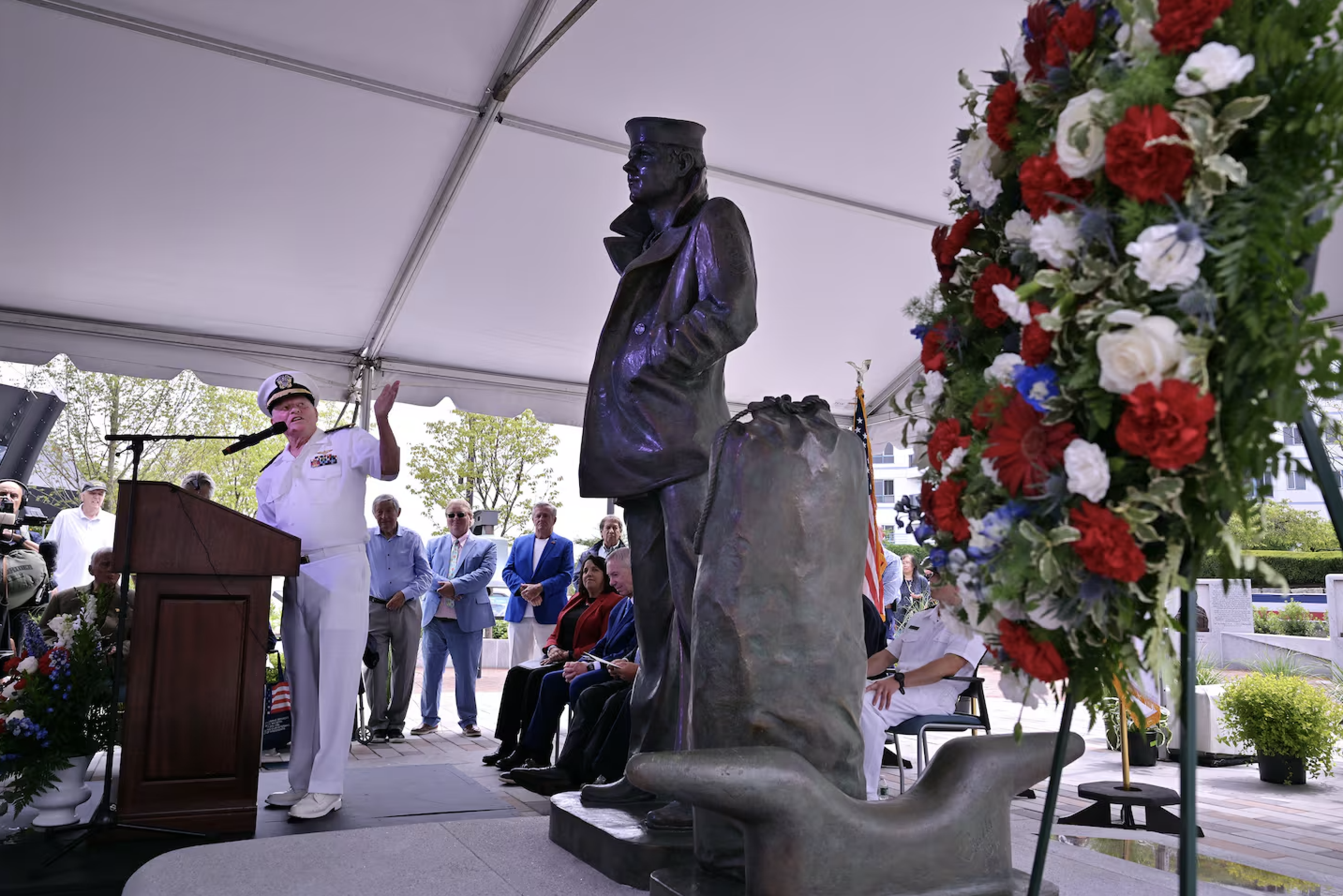 ‘Lone Sailor’ statue unveiled at Quincy’s new Navy Park at Squantum