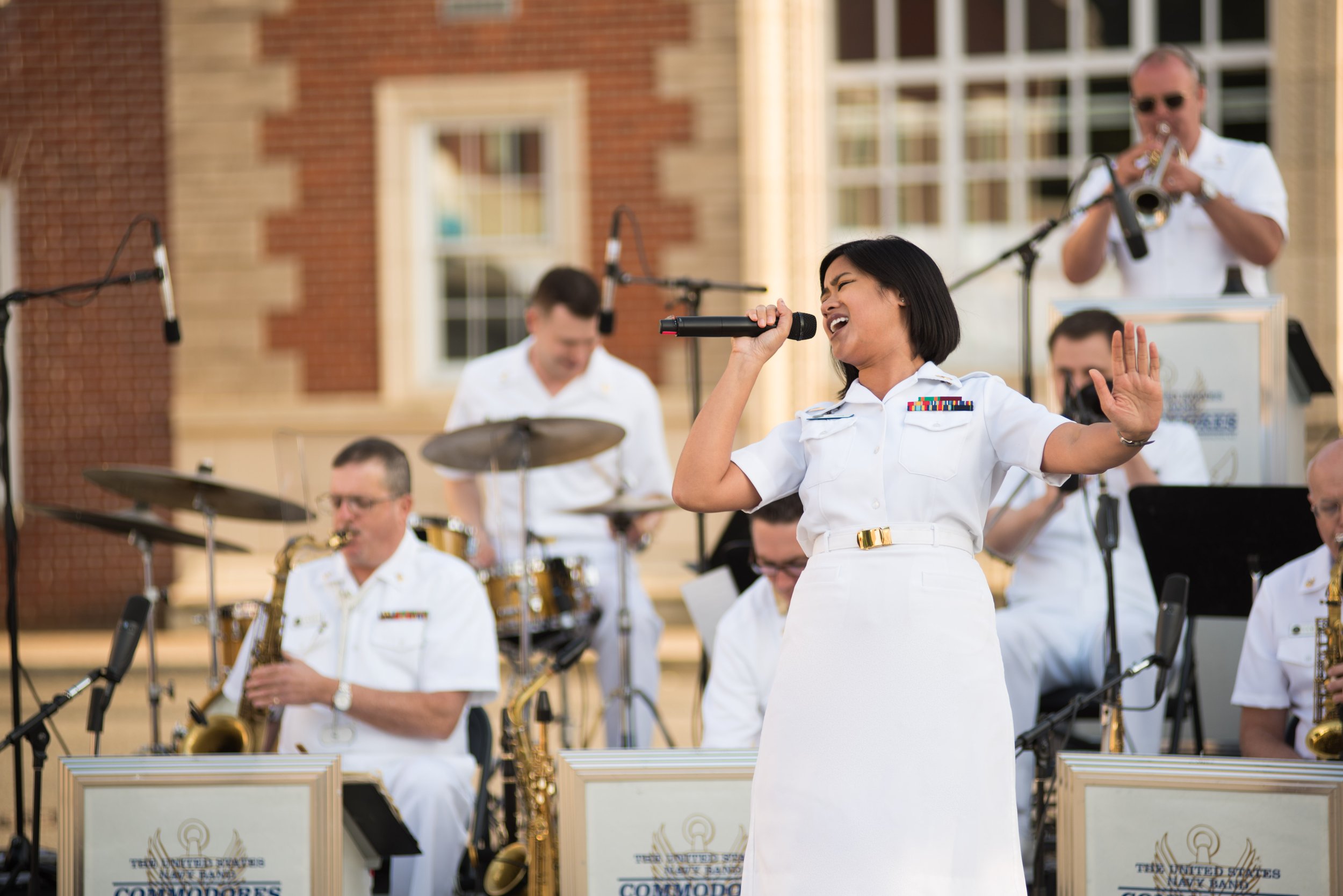 Concert on the Avenue - Navy Band Commodores