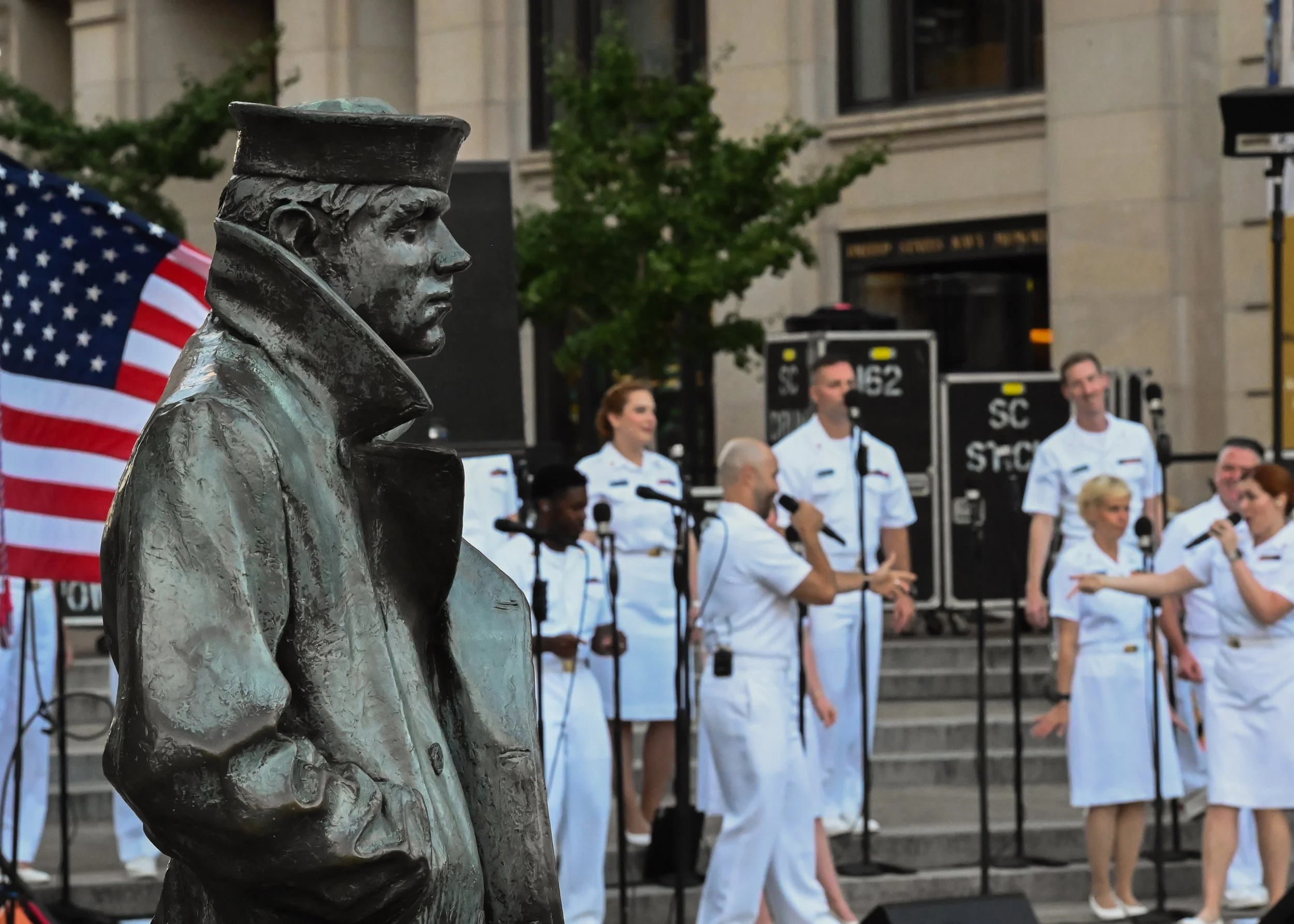Concert on the Avenue - Sea Chanters