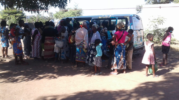 Above: A Government Mobile Registrar Service visits Nhamatanda, allowing residents lodge a request for new birth certificate. Photo credit: World Vision Australia.