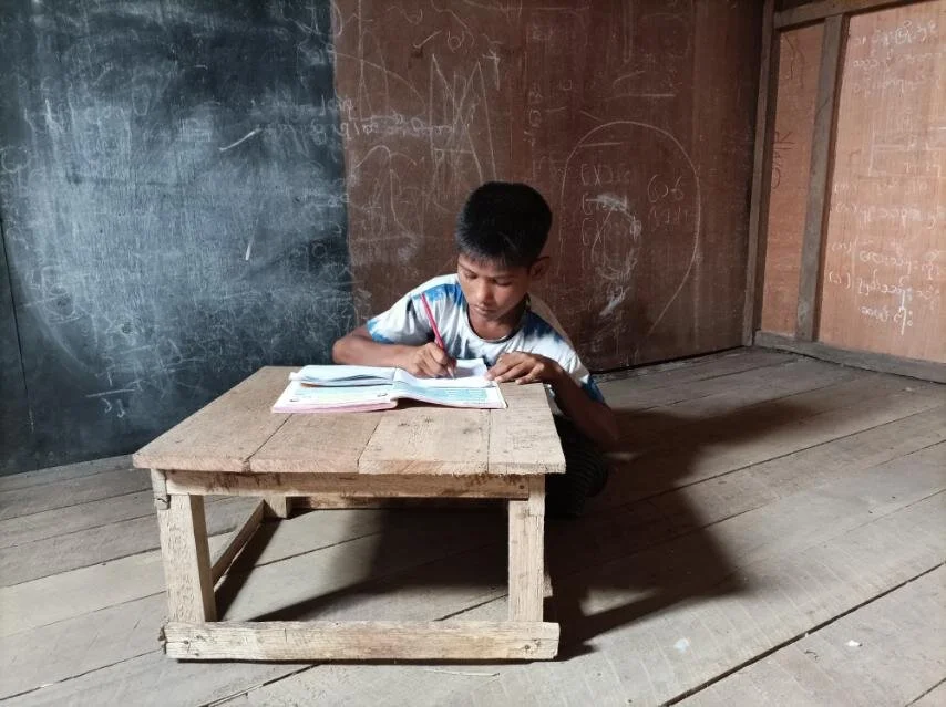 Remote learning without the tech in Myanmar’s IDP camps