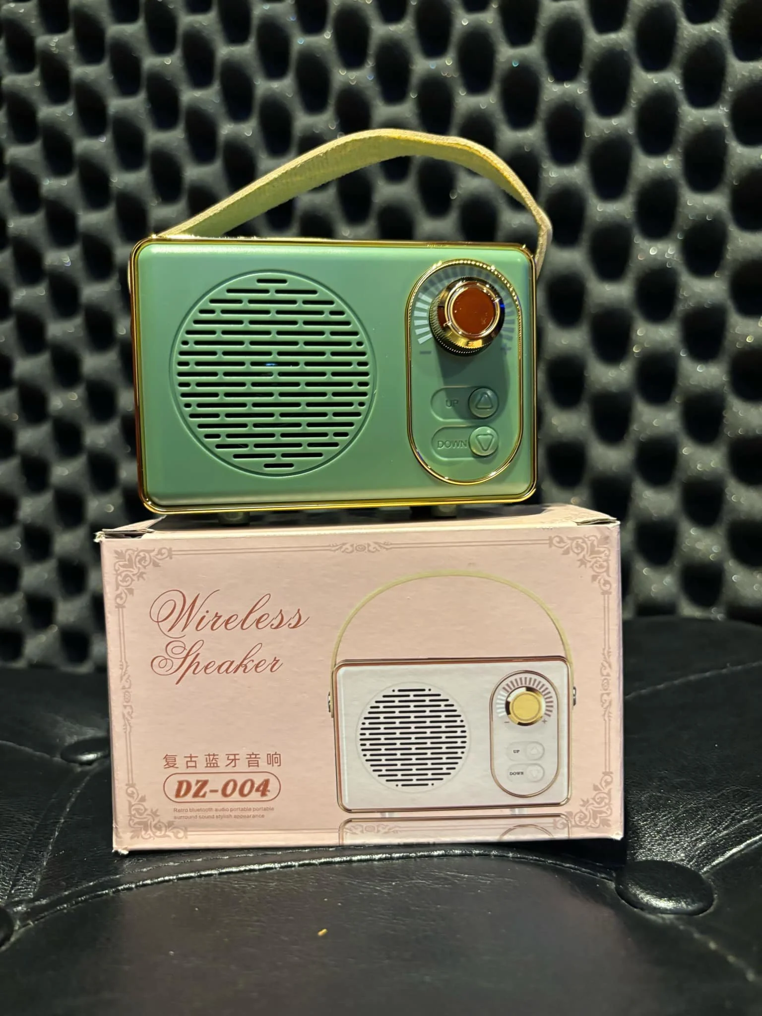 Green Bluetooth Speaker