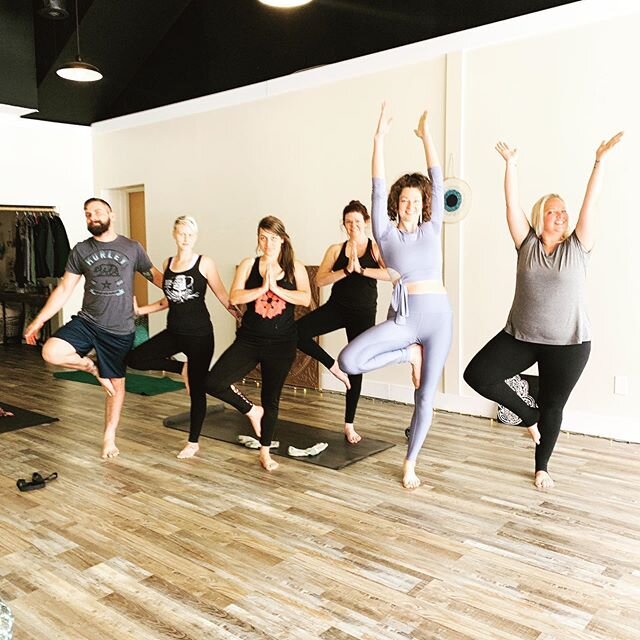 Who&rsquo;s ready to practice?!?!
Our first class back was awesome. Download the app or check our website for the latest schedule!
www.mountainzenyogastudio.com
*
#mountainyogis
#findyourtribe 
#mountainlife 
#mountainzenyogastudio 
#historicdowntown