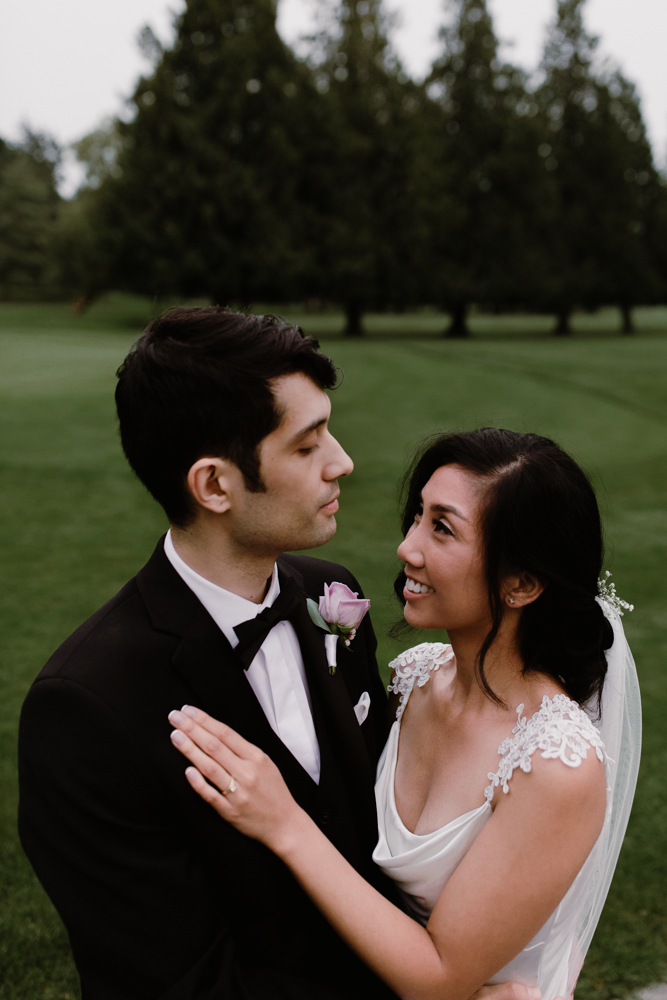 bride groom at golf course