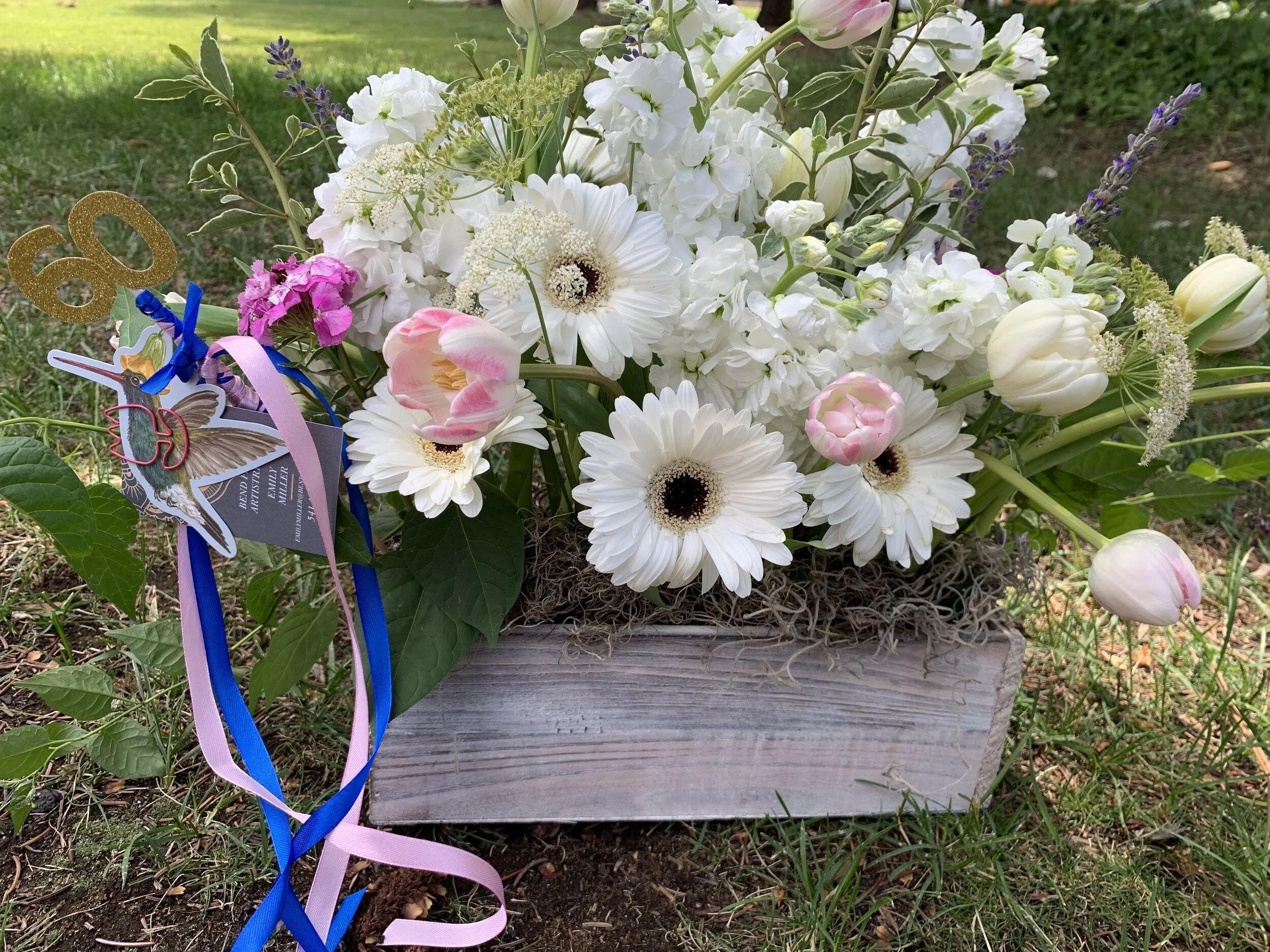 Bend Floral Artistry - Custom Floral Arrangements. Flower Deliveries in Bend, Oregon. Your Local Bend, Oregon Bespoke Florist.