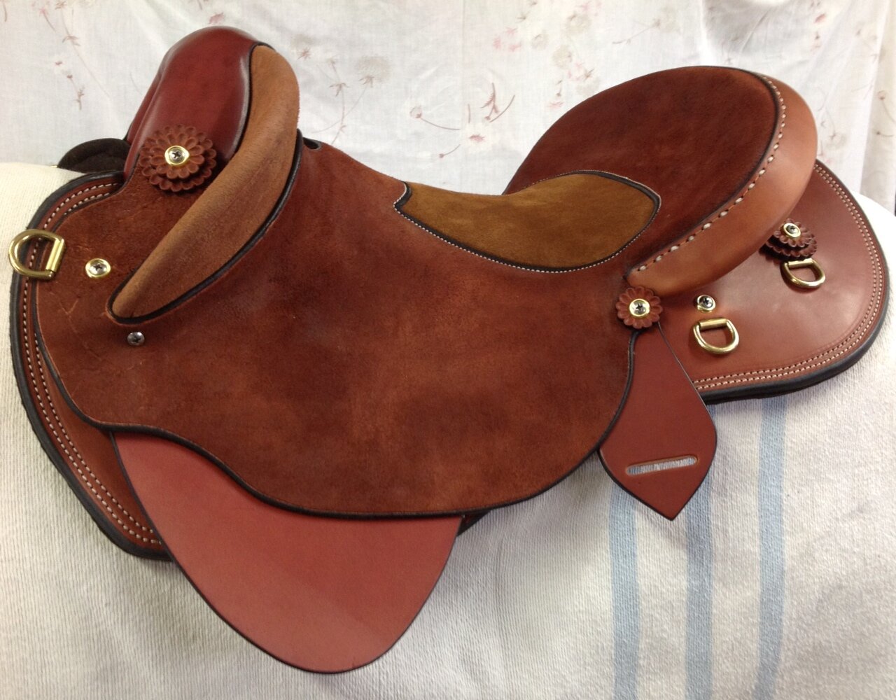 saddle for sale 2014.JPG