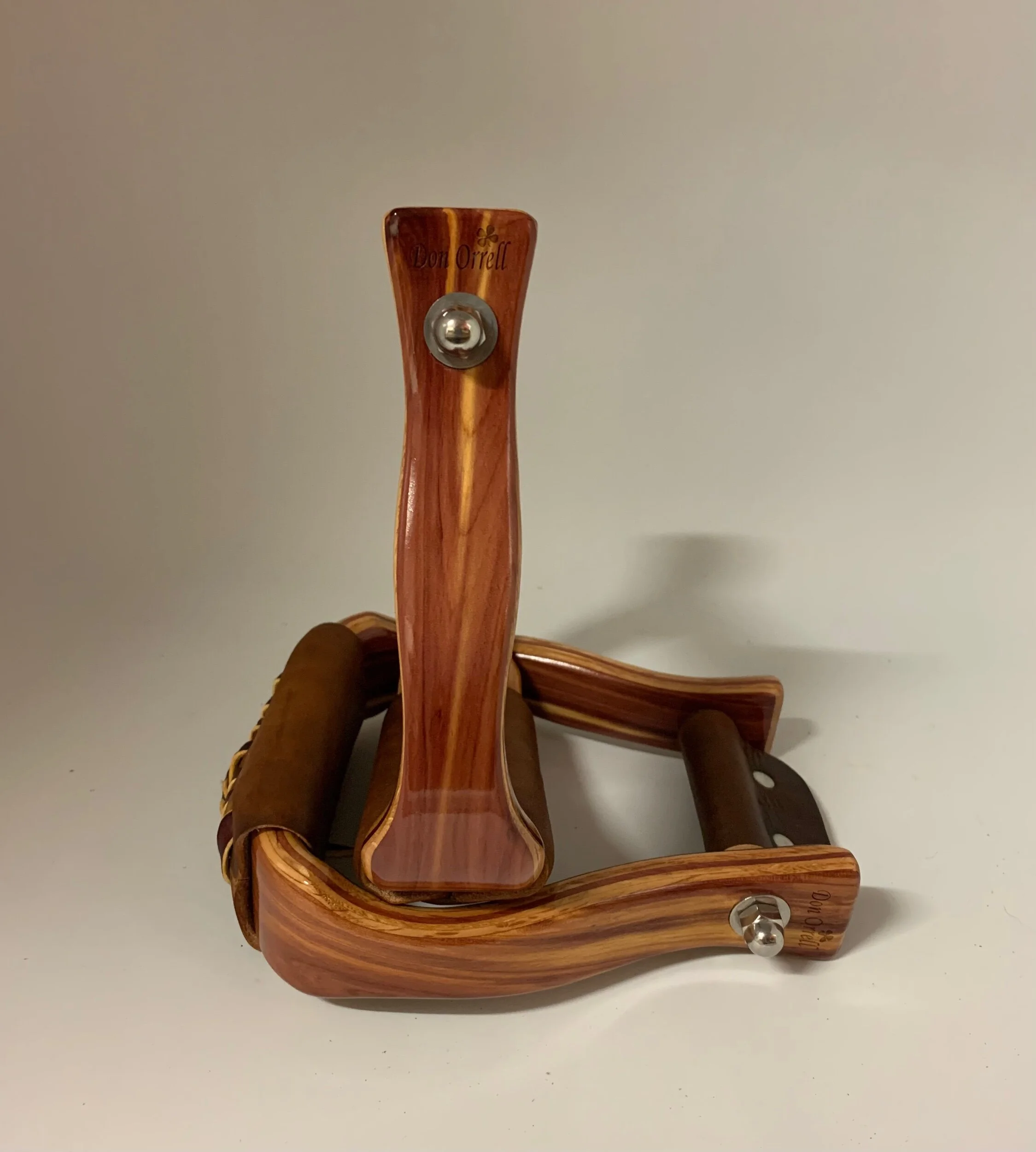 AE8B8BF1-1B10-4D93-ADD1-1A30D34B0081