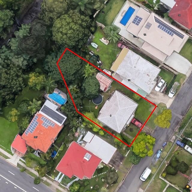 Opportunity awaits at 6 Birrimba St, #Alderley!

Remove, renovate or rent out. Level 607m2 block, 3 beds, 1 bathroom and 2 car accom. Open THIS AFTERNOON 4.30-5:00pm.