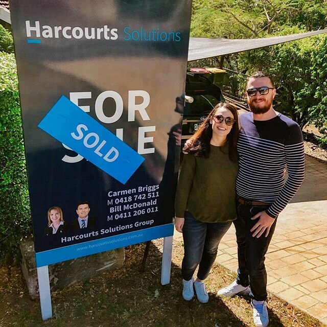 What a feeling! 🤩 Nicole and Alex are the happy new owners of 57 Raymont Rd, Alderley - their very first home too.