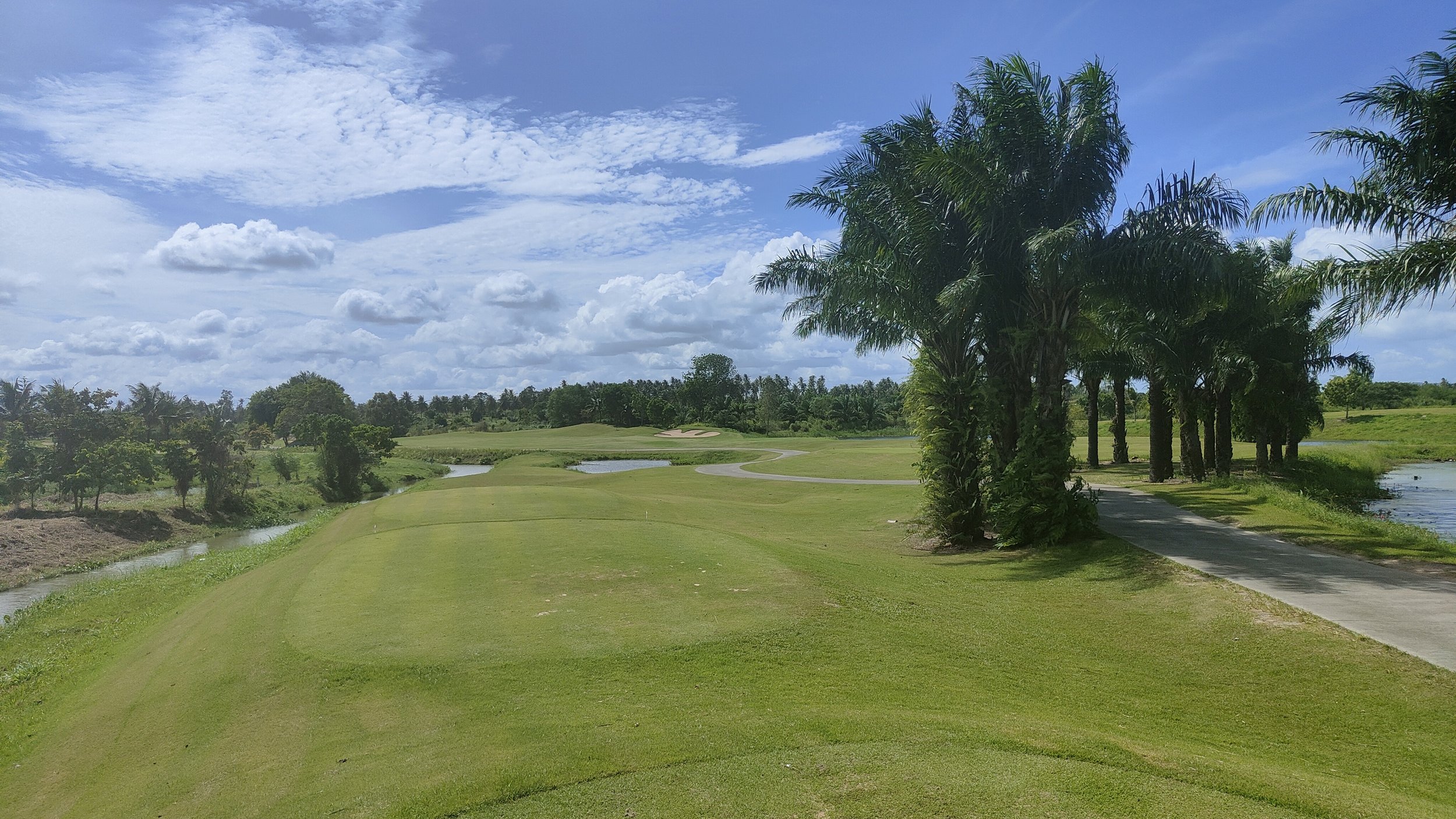 Parichat International Golf Links