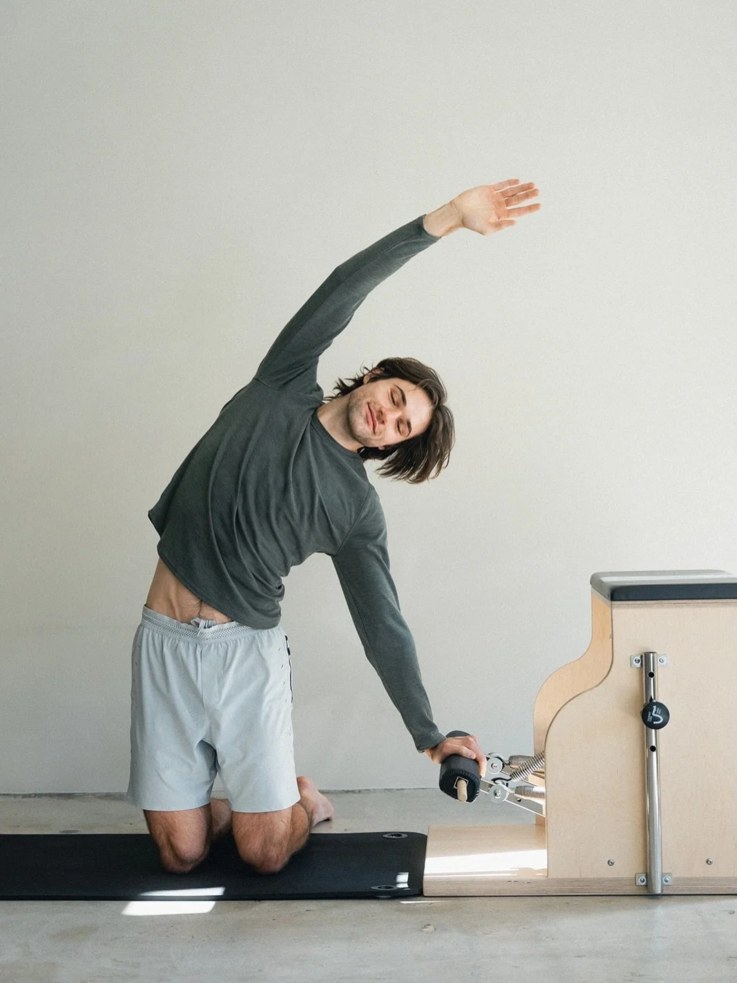 Happy New Year 🤎 can&rsquo;t wait to see you! Class schedule:

EQUIPMENT
M: 8:30am, 12:30, 4:30, 5:30pm
Tu: 7am
W: 7am, 12:30, 4:30, 5:30pm
Th: 7am
F: 12:30pm
Sa: 9 and 10am
Su: 9am

MINDFUL MAT
M: 7am
Tu/Th: 5:30pm
F: 7am
Su: 10am

Link in bio to b