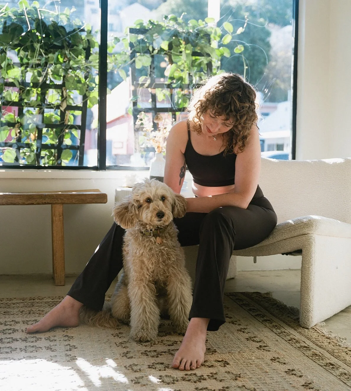 We interrupt your viewing of the Bad Bunny concert to remind you of our EARLY BIRD special that we&rsquo;re running all month long ☀️ use code EARLYBIRD (case sensitive) for a $10 discount off any of our weekday AM classes

Monday
7AM Equipment with 