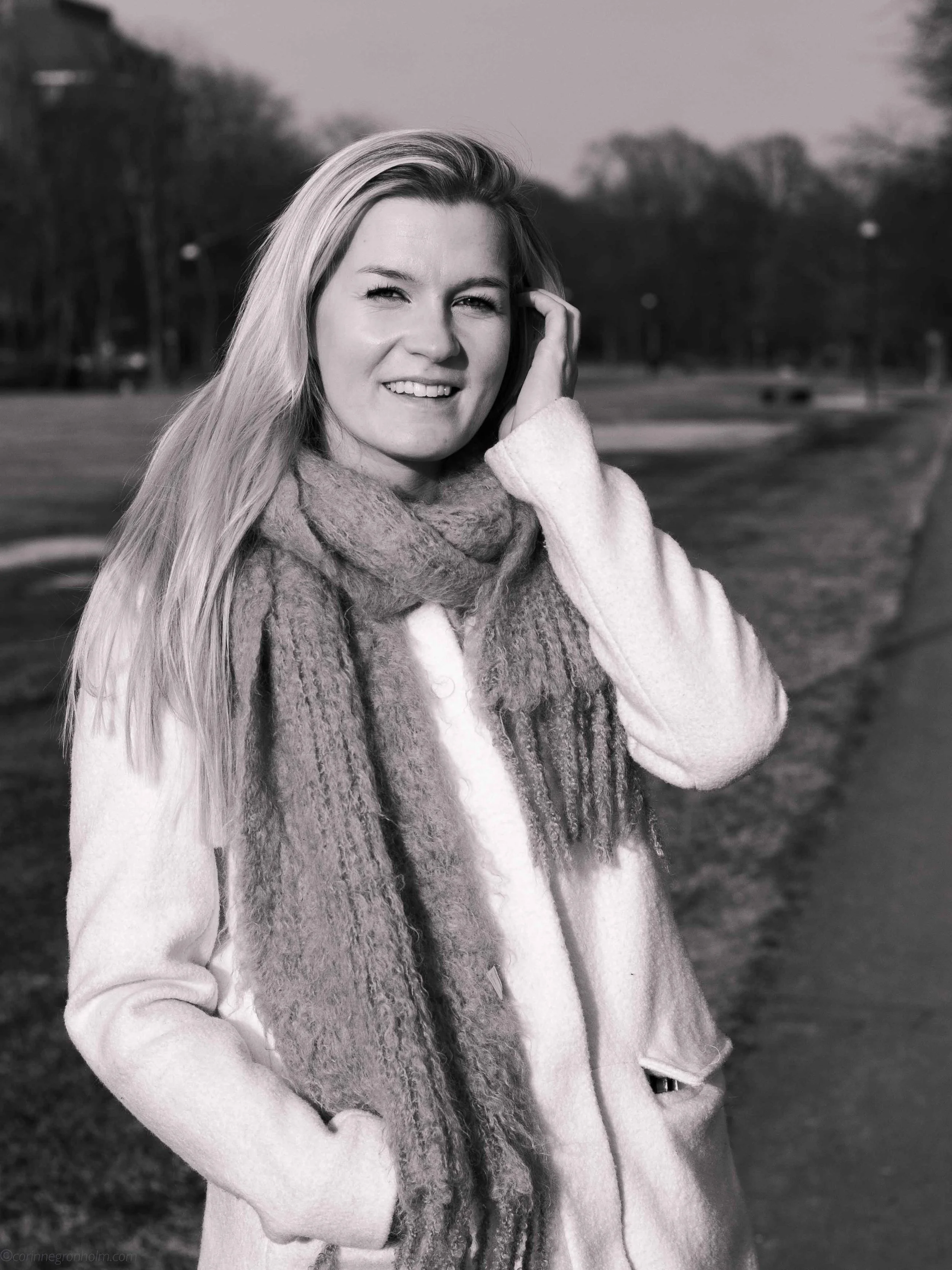 corinnehalsduk.jpg