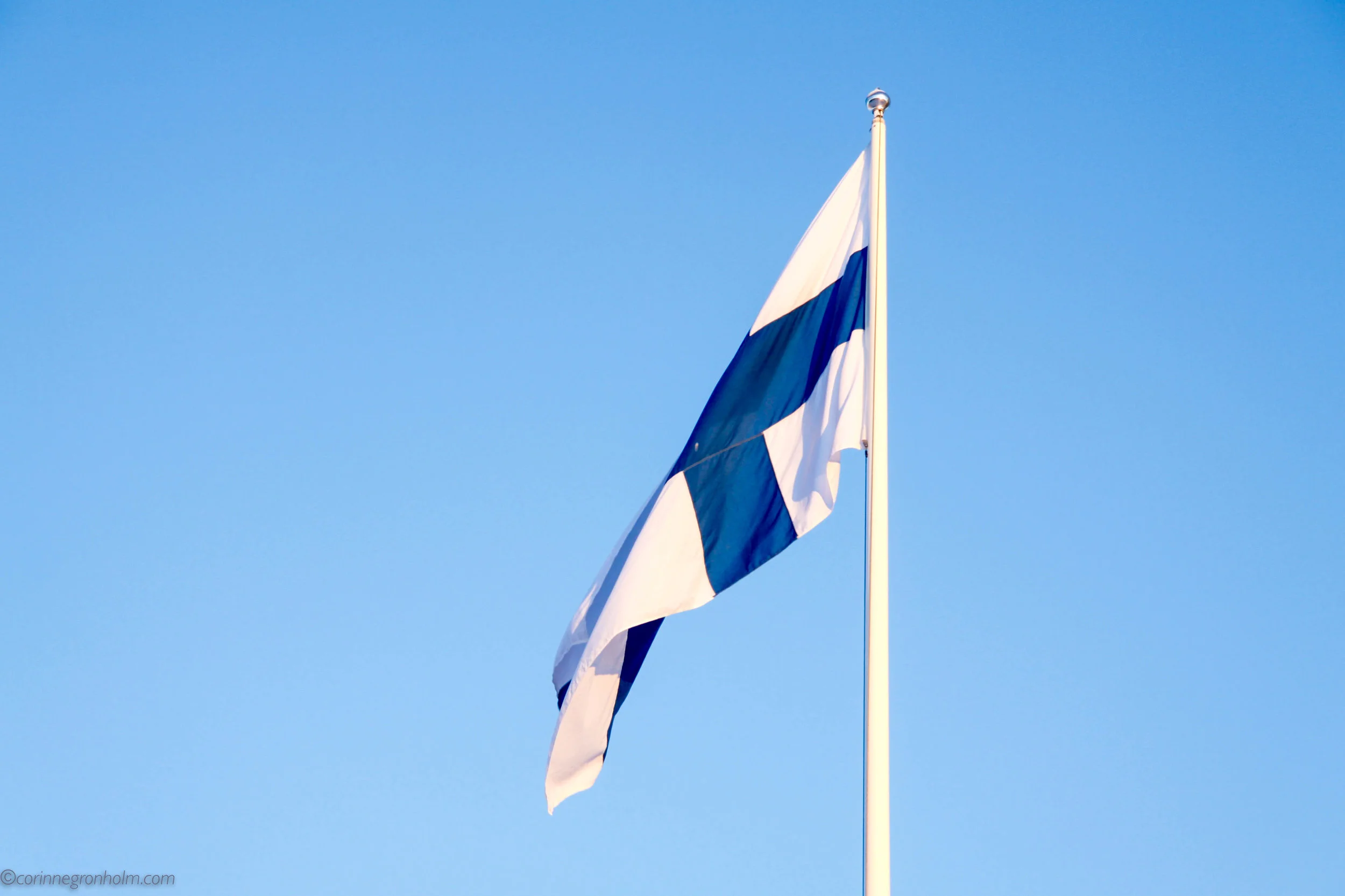 finlandsflagga.jpg