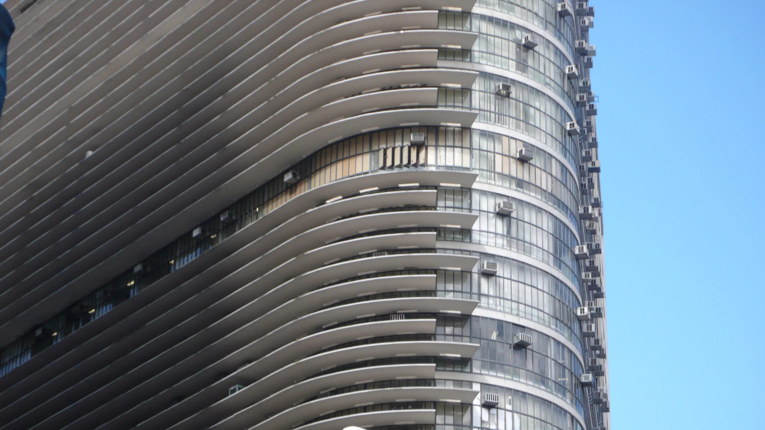 Oscar Niemeyer_BH.JPG