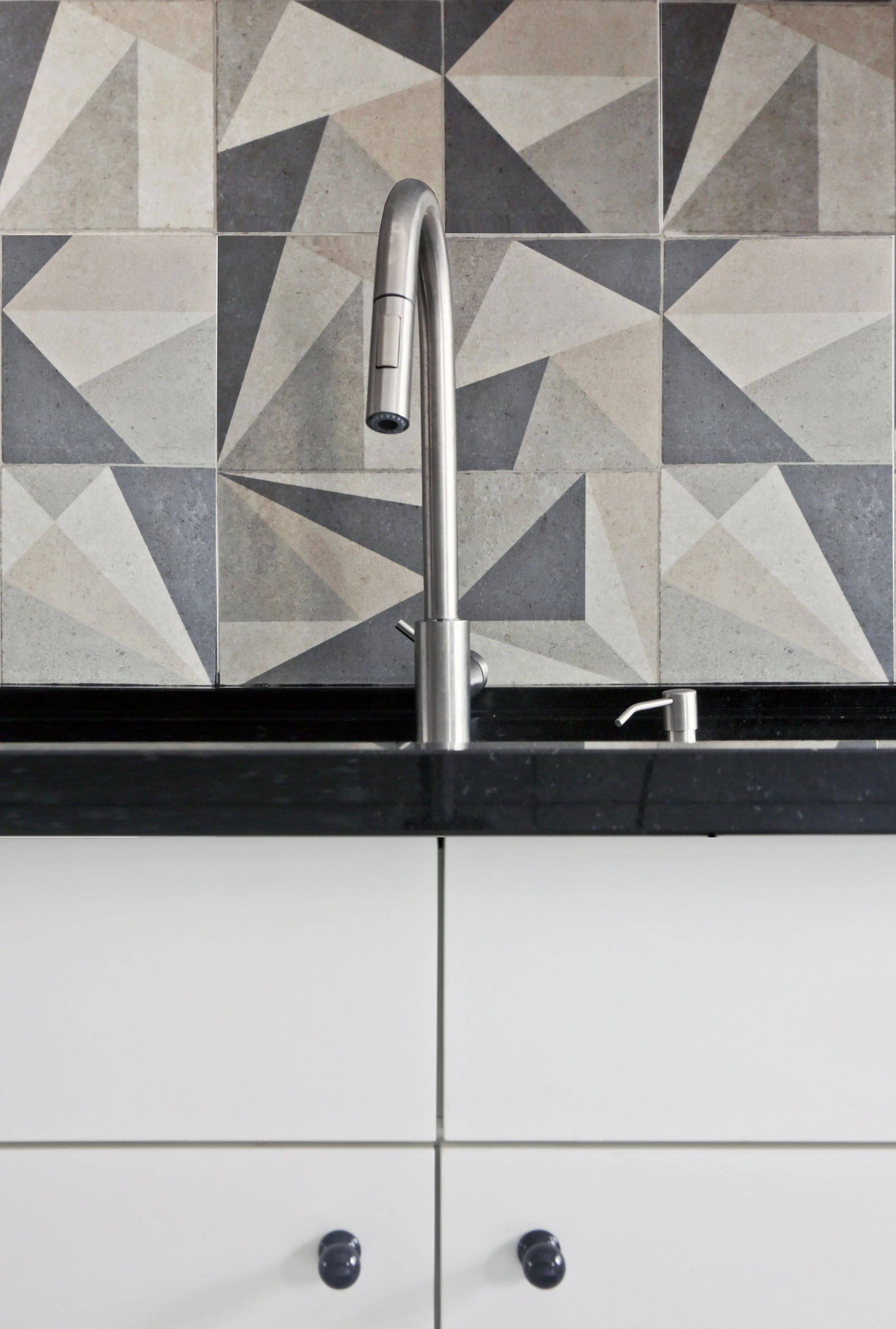 AL_Guaeca Kitchen_03.jpg