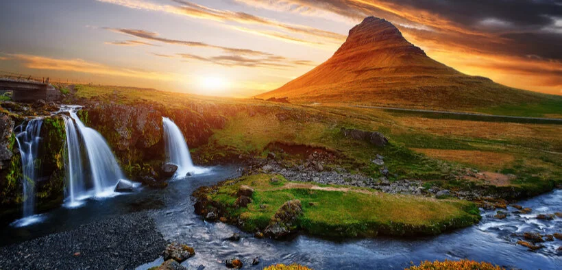 Travel Movie Club: 10 Films to Inspire Wanderlust